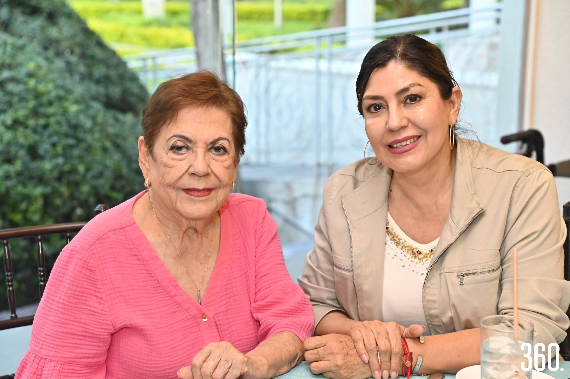 $!Lupita Orellana y Mayela Hernández.