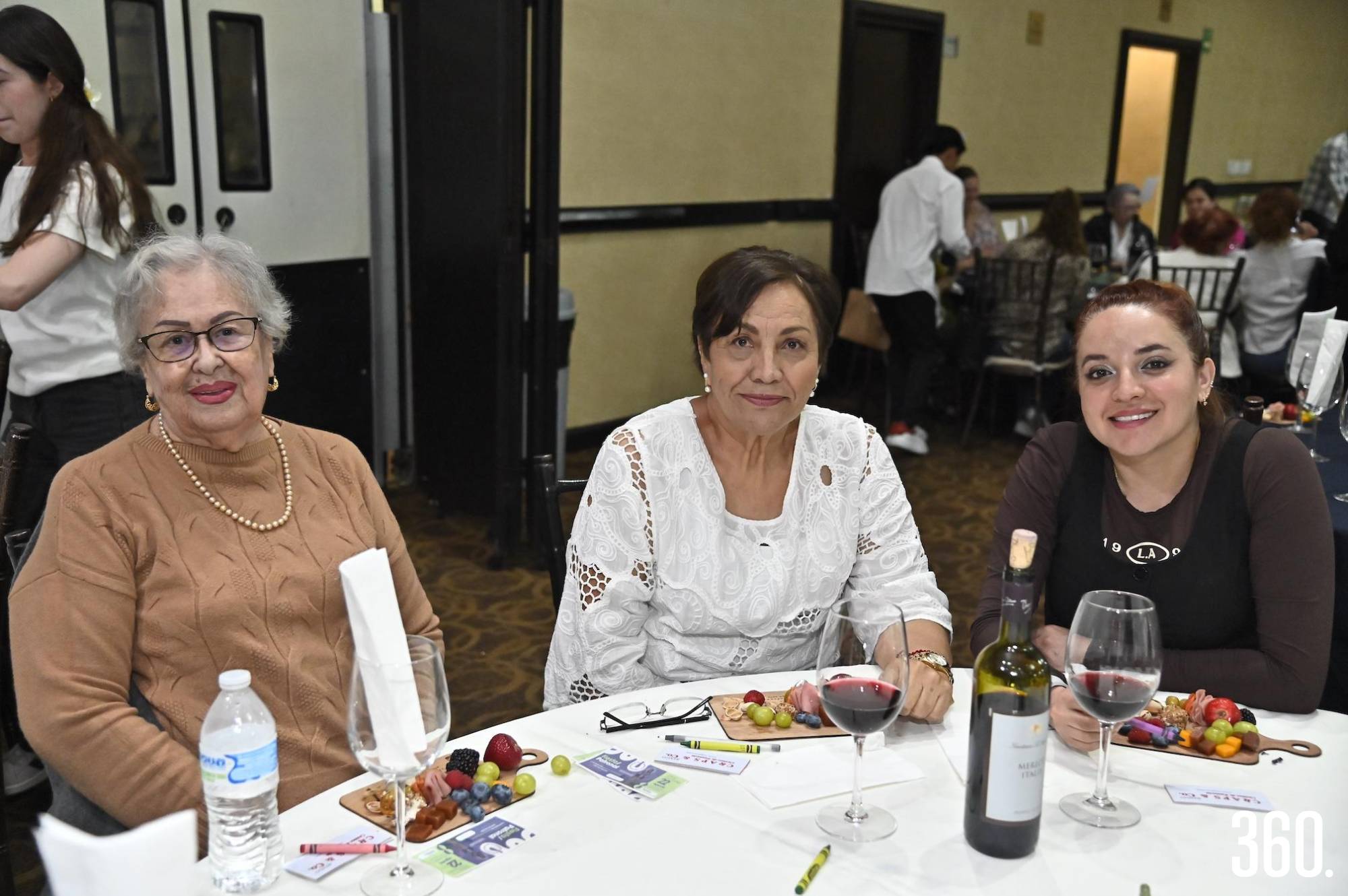 $!Irma Delgado, Coco Alfaro y Yamel Vera.