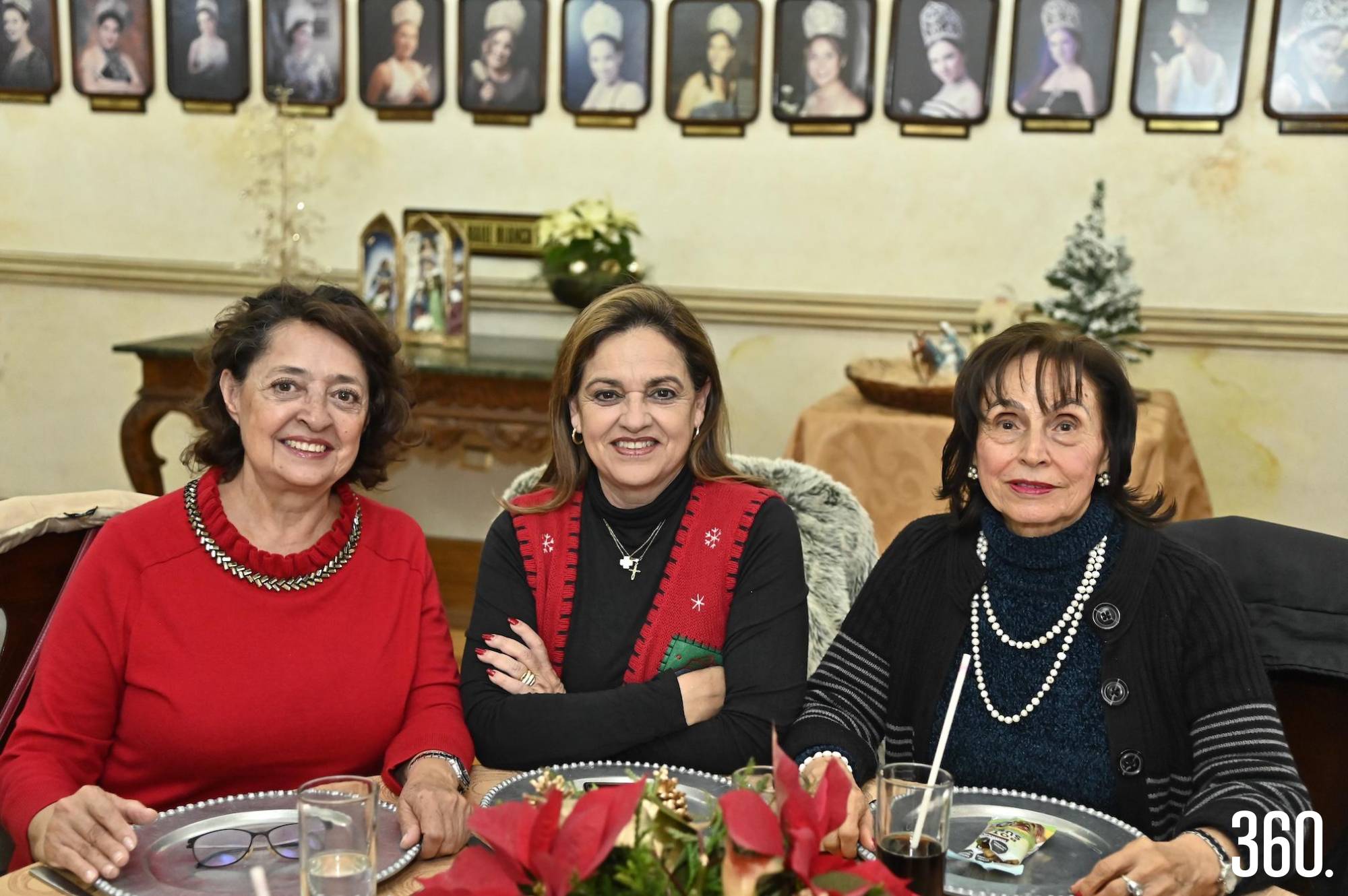 $!Patricia Mariscal, Thelma Aragón y Emma Alicia Trejo.