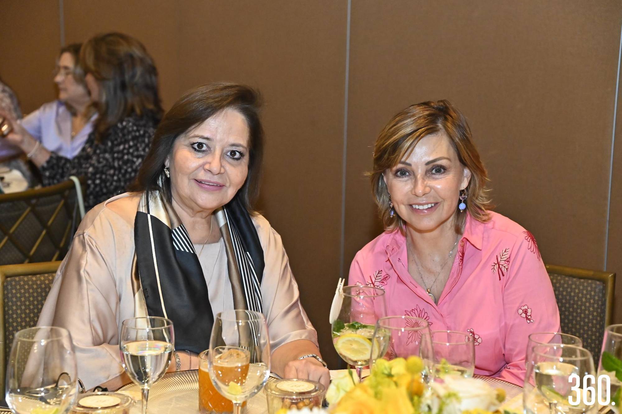 $!Lili Melo de De Las Fuentes y Conchita Aguirre.