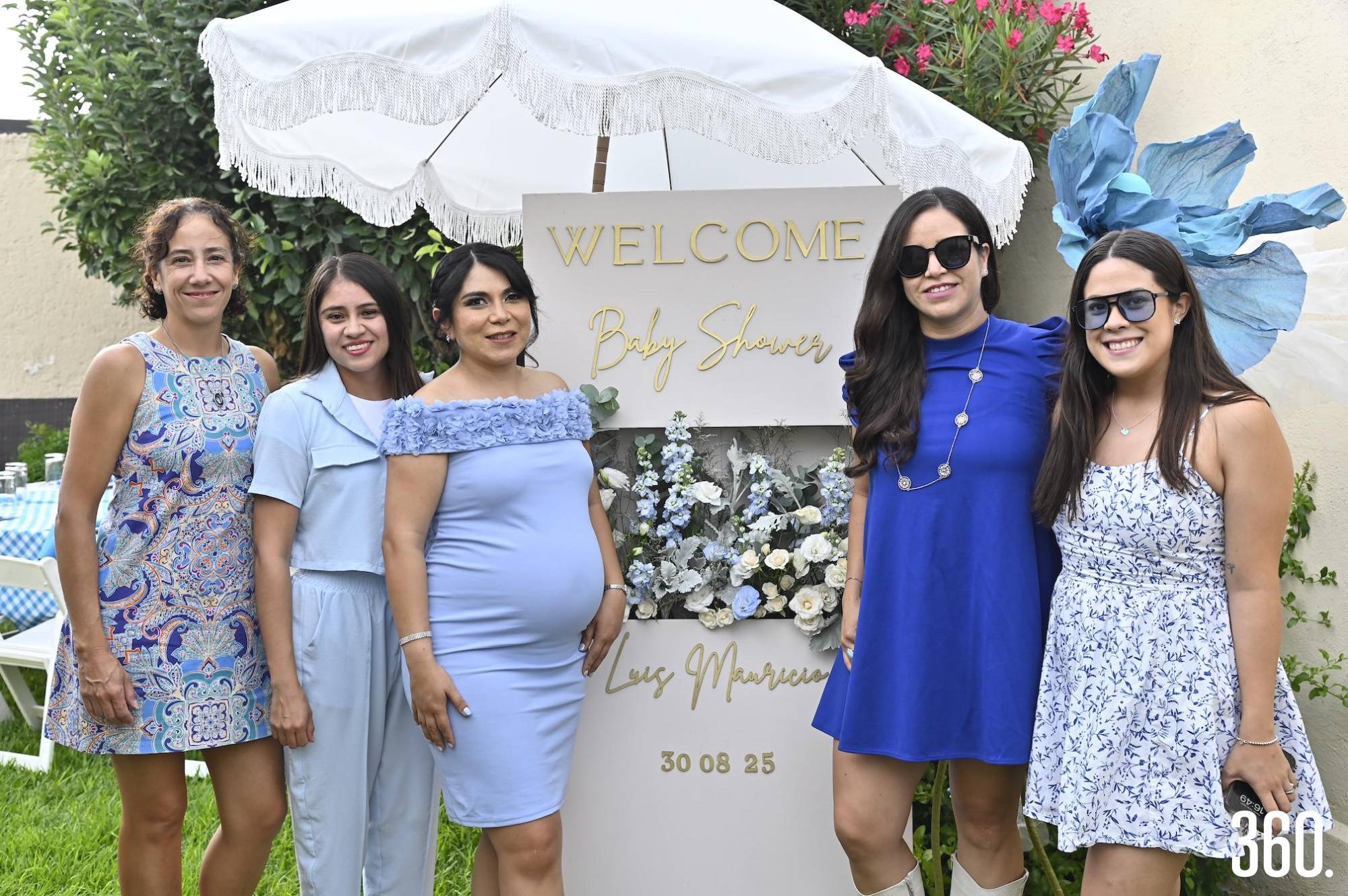 $!Claudia y sus amigas.