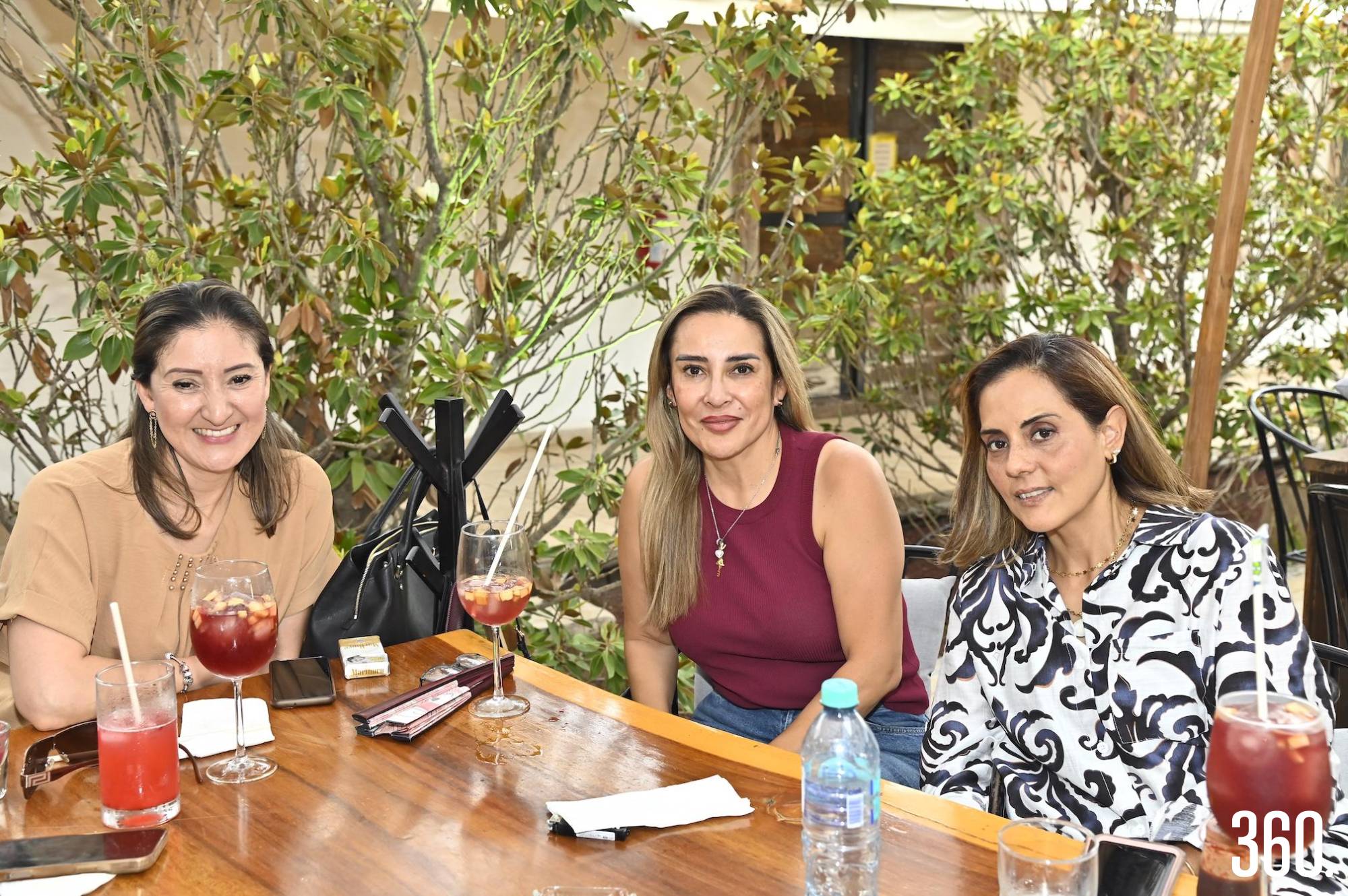 $!Susy Contreras, Ana Luz Mora y Cheli Contreras.