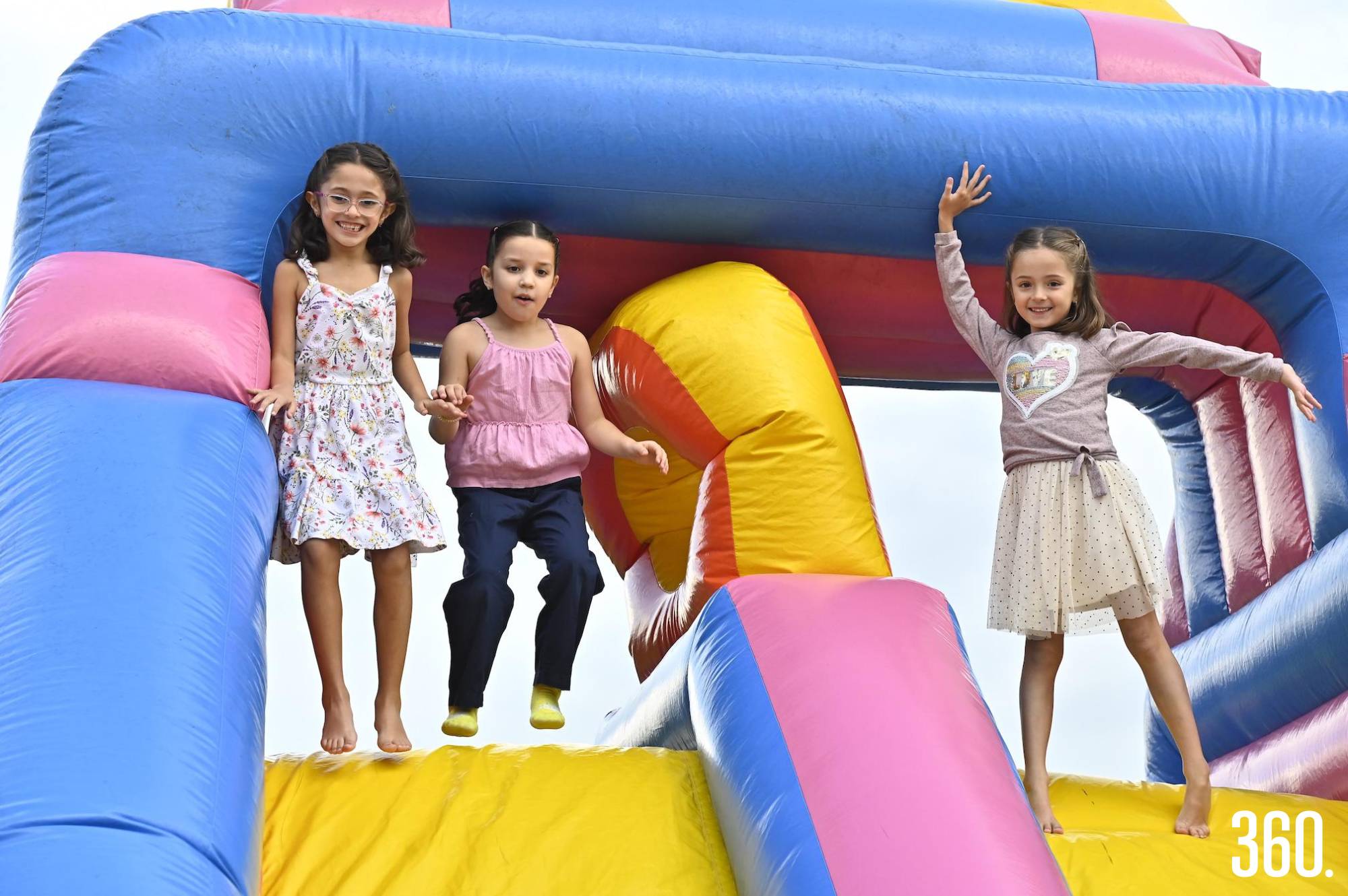 $!Marifer Ramírez, Amalia Borjón y María Claudia Ramírez.