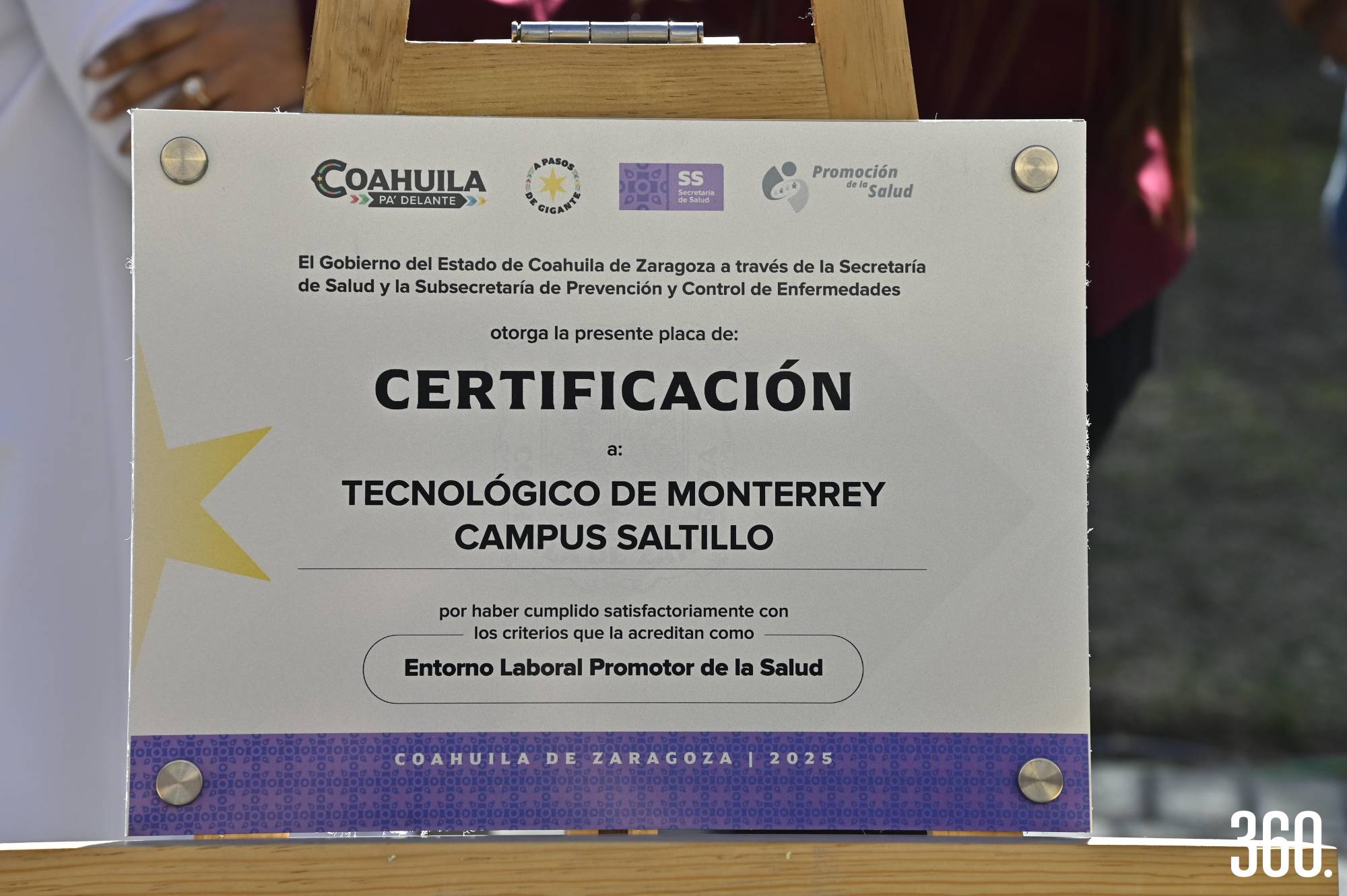 $!Alumnos se informaron en los módulos del campus.