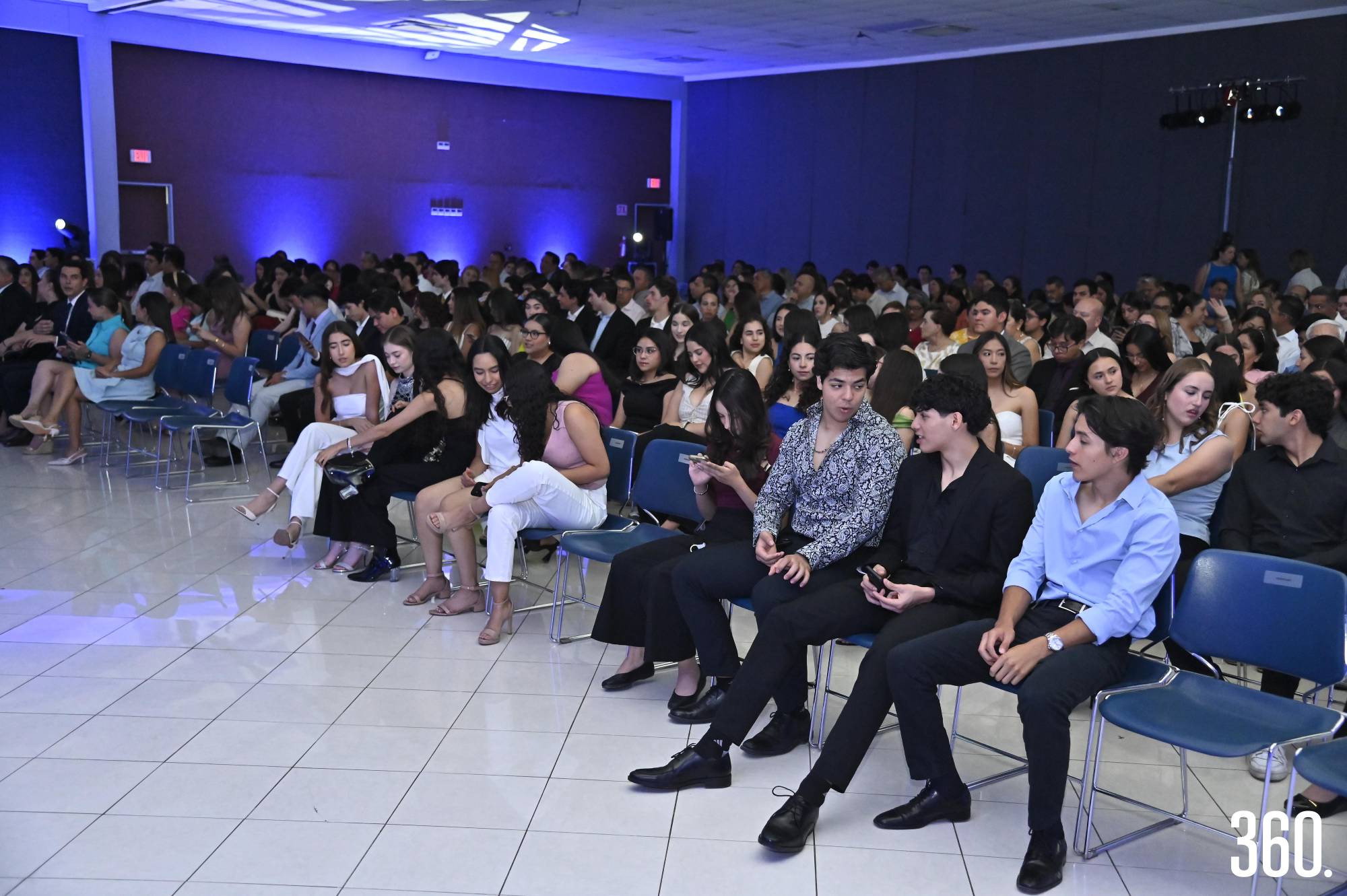 $!Los jóvenes acudieron entusiasmados a la cita de reconocimientos.