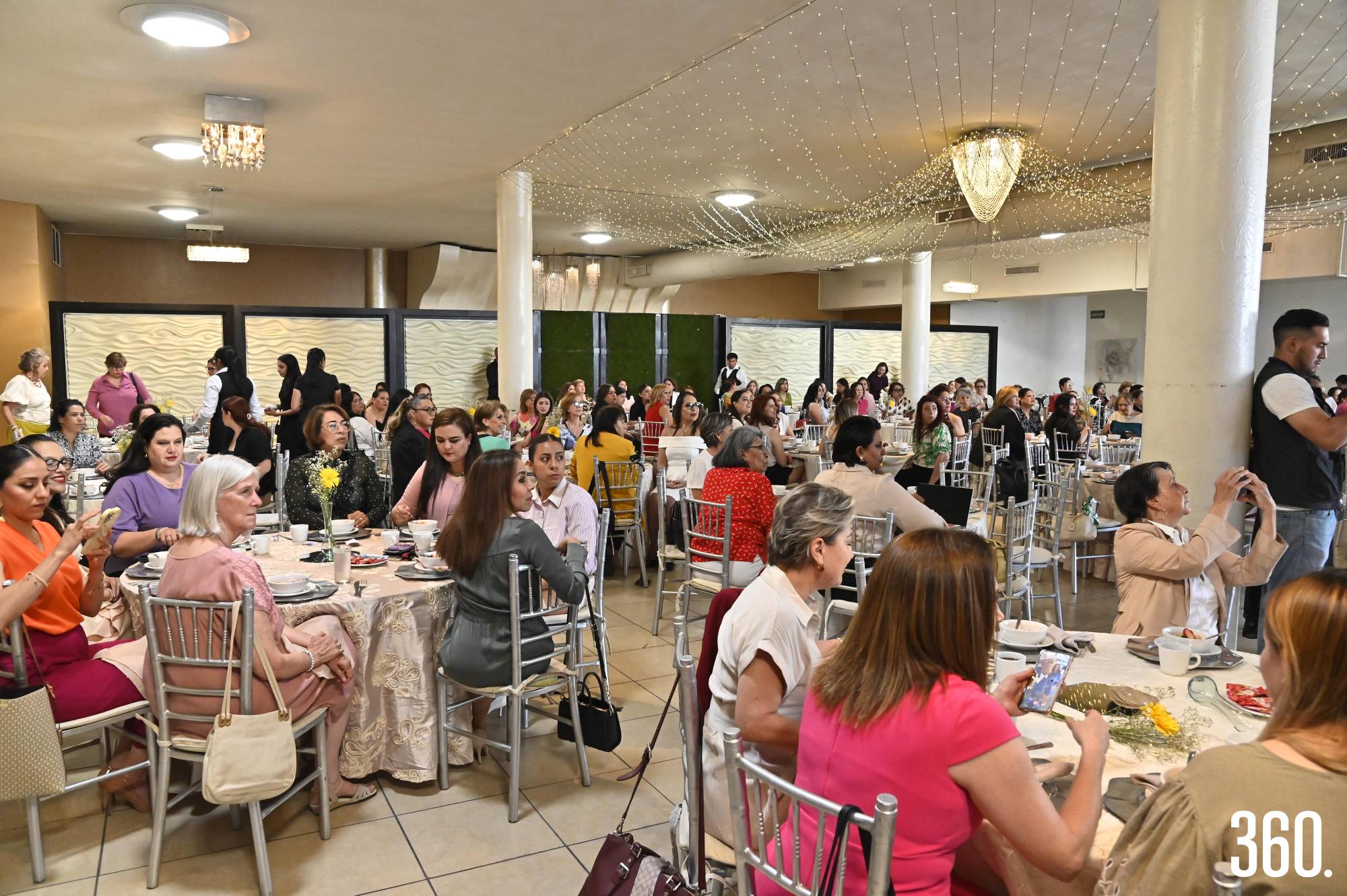 $!Asistentes al evento.