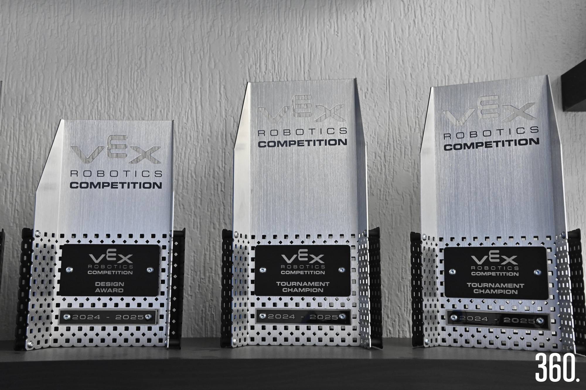 $!Sus alumnos han participado en torneos nacionales y mundiales de robótica.