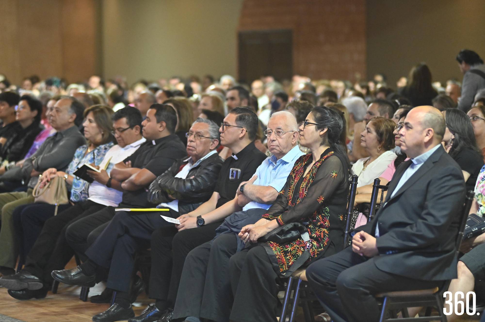 $!Asistentes a la conferencia.