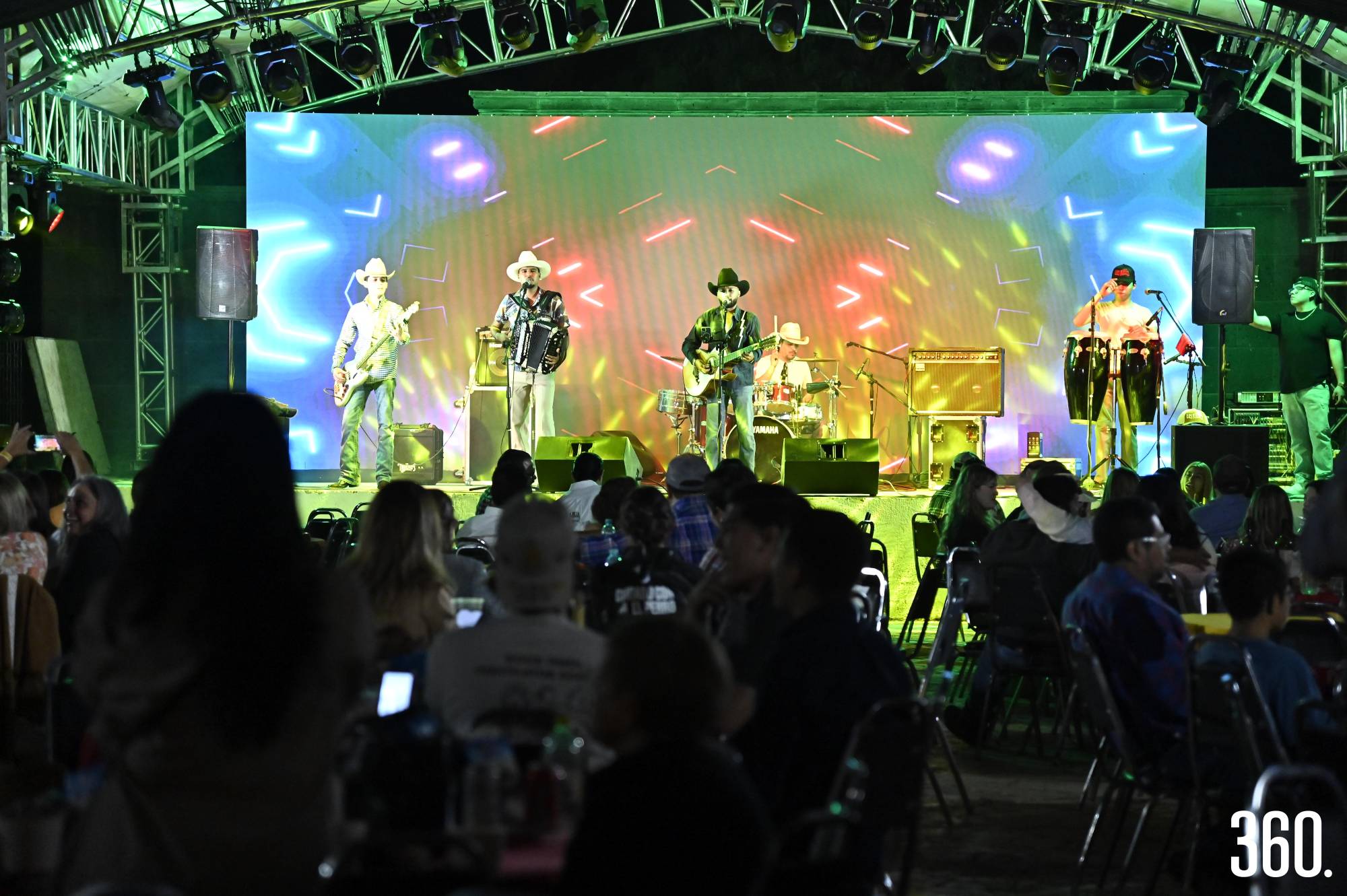 $!Diferentes grupos amenizaron el evento.