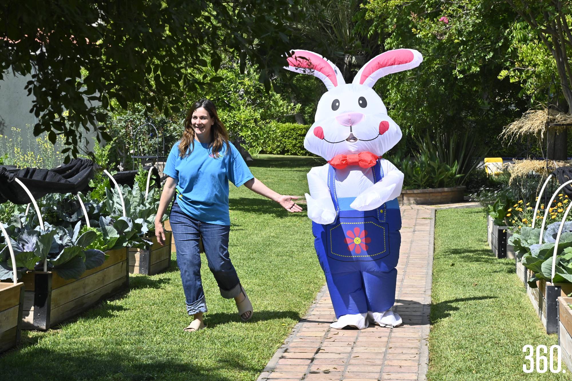 $!El gran invitado fue el Conejo de Pascua.