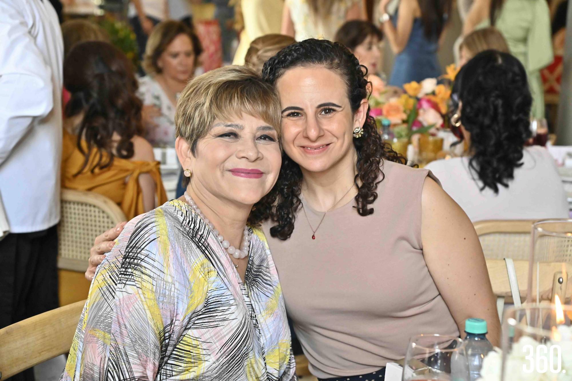 $!Marisela Briones y Nadia Saade.