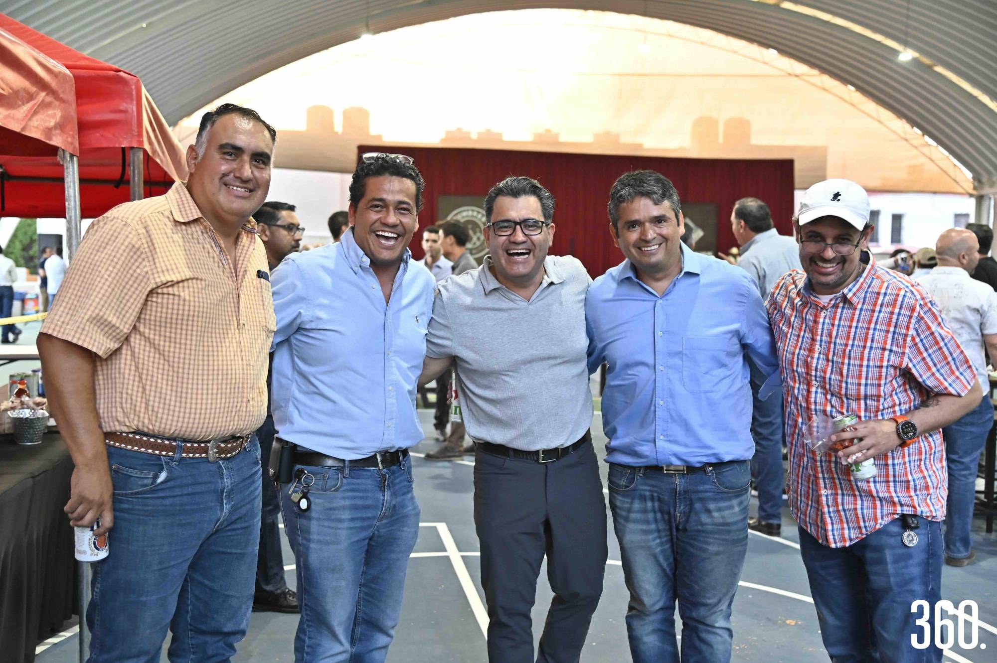 $!Chuy Figueroa, Christopher Vega, Gerardo Medina, Pedro Murillo y Alejandro Fernández.
