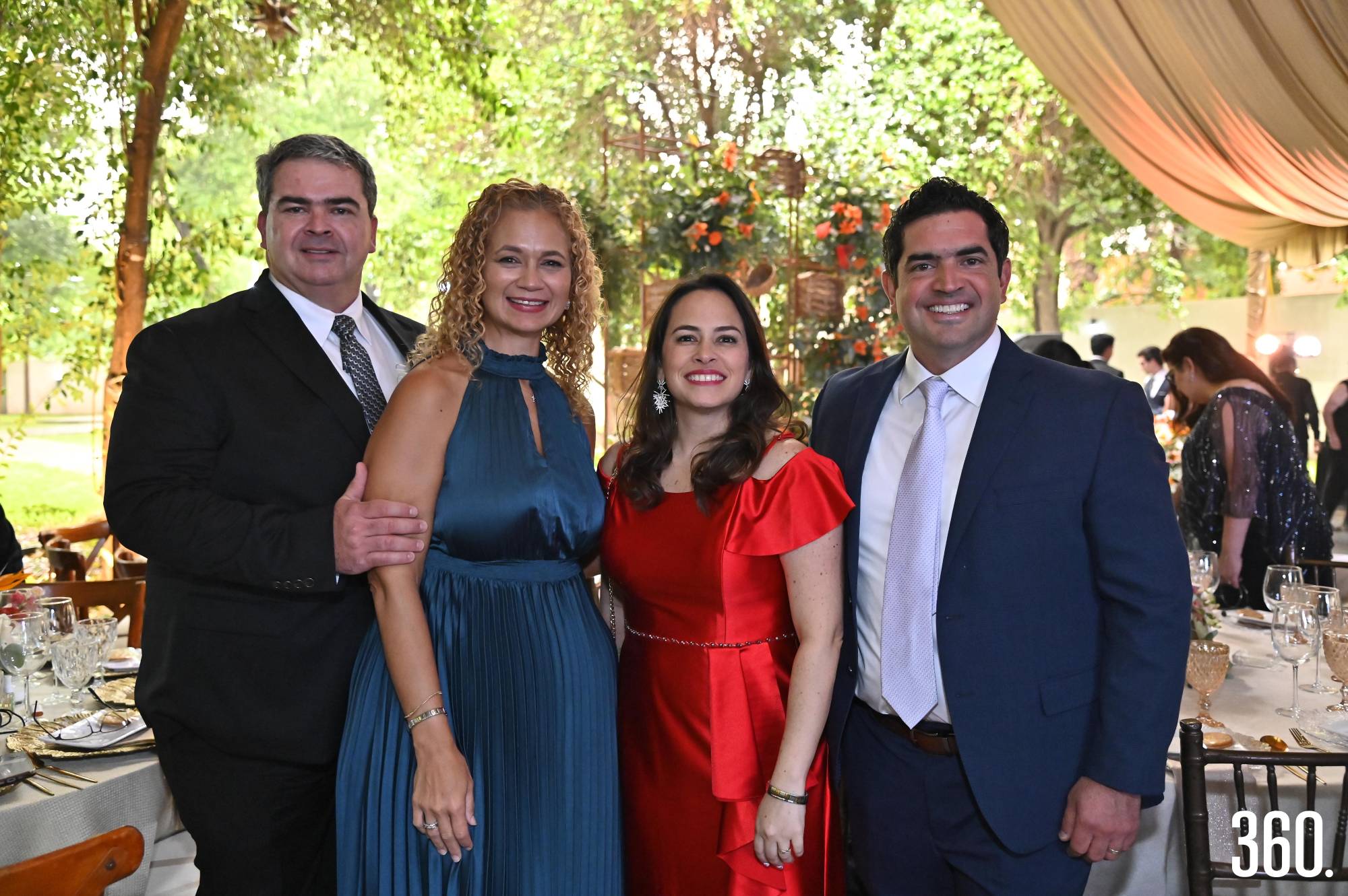 $!Hermilo Elizondo, Karina de Elizondo, Lizeth de Elizondo y Bernardo Elizondo.