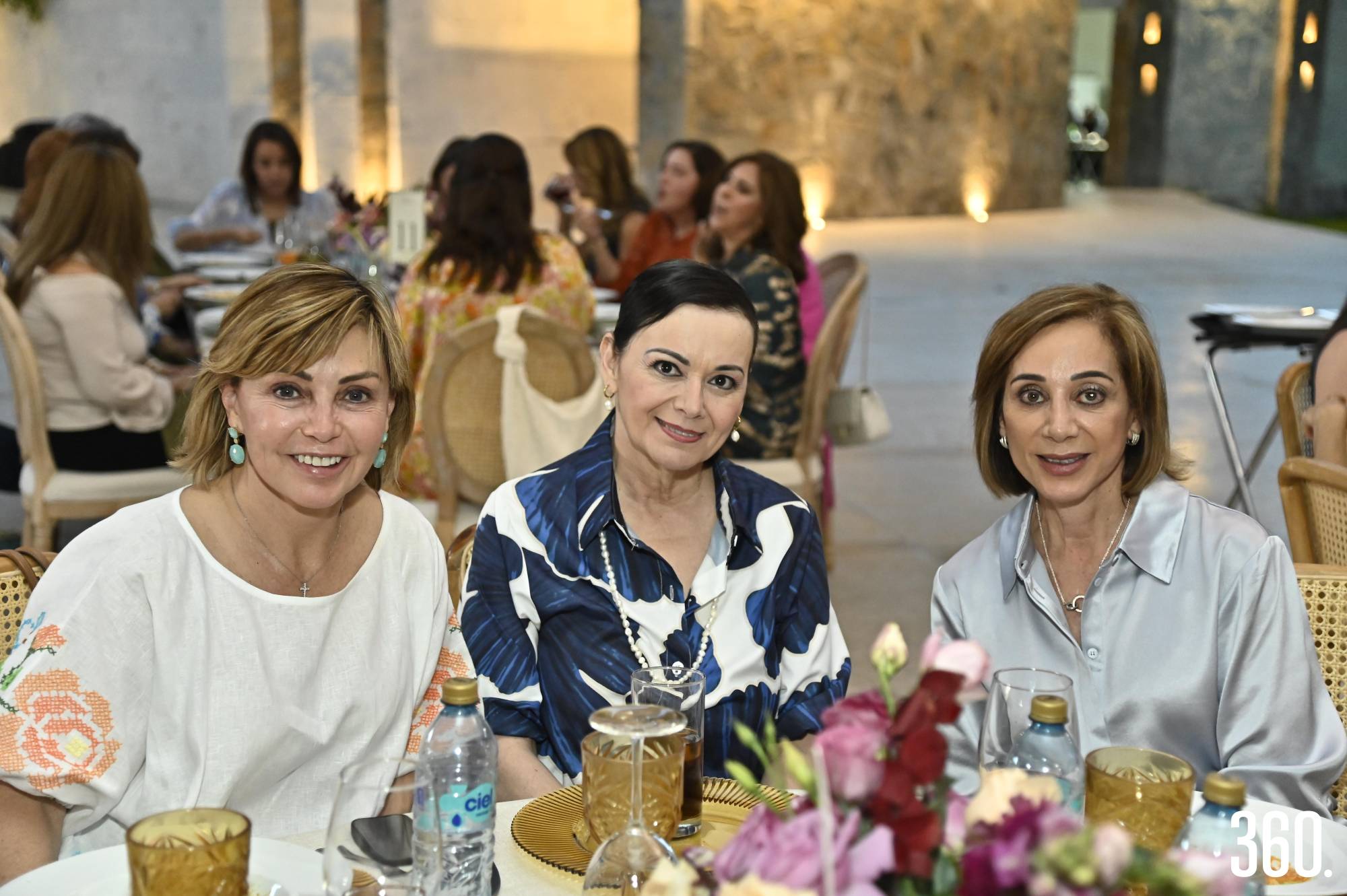 $!Conchita Aguirre, Iza de López y Terecata del Bosque.