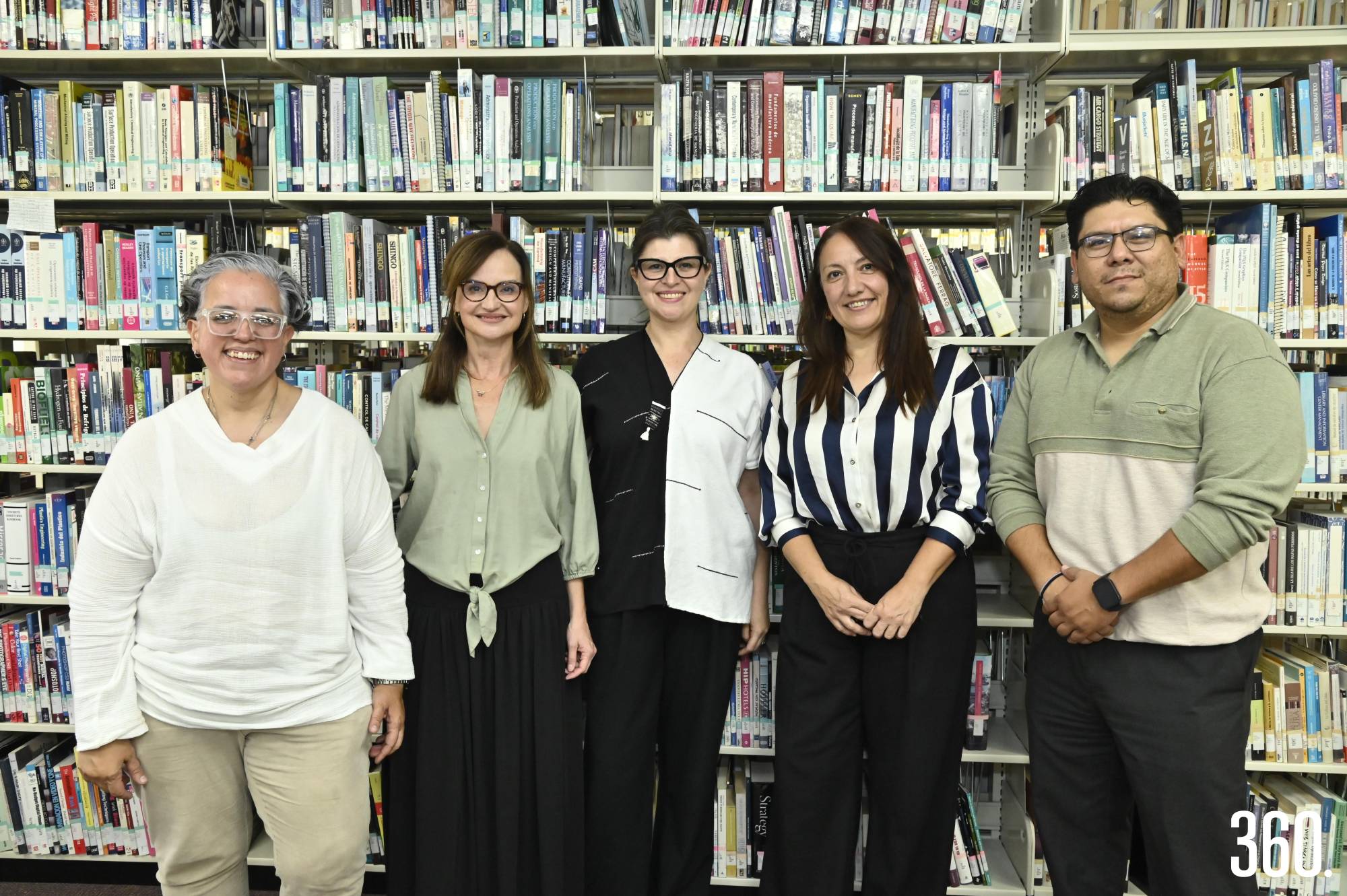 $!Lori Fuentes, Gabriela Cantú Westendarp, Ana Lucía Aguilar, Betina Martínez y Apolo Vélez.