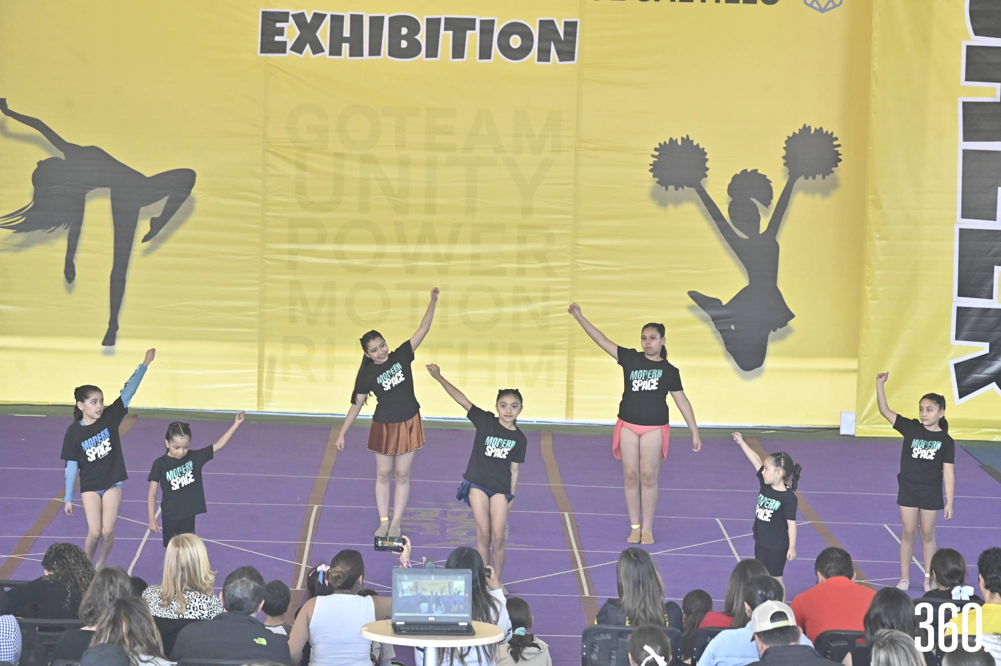 $!Equipo Modern Space.