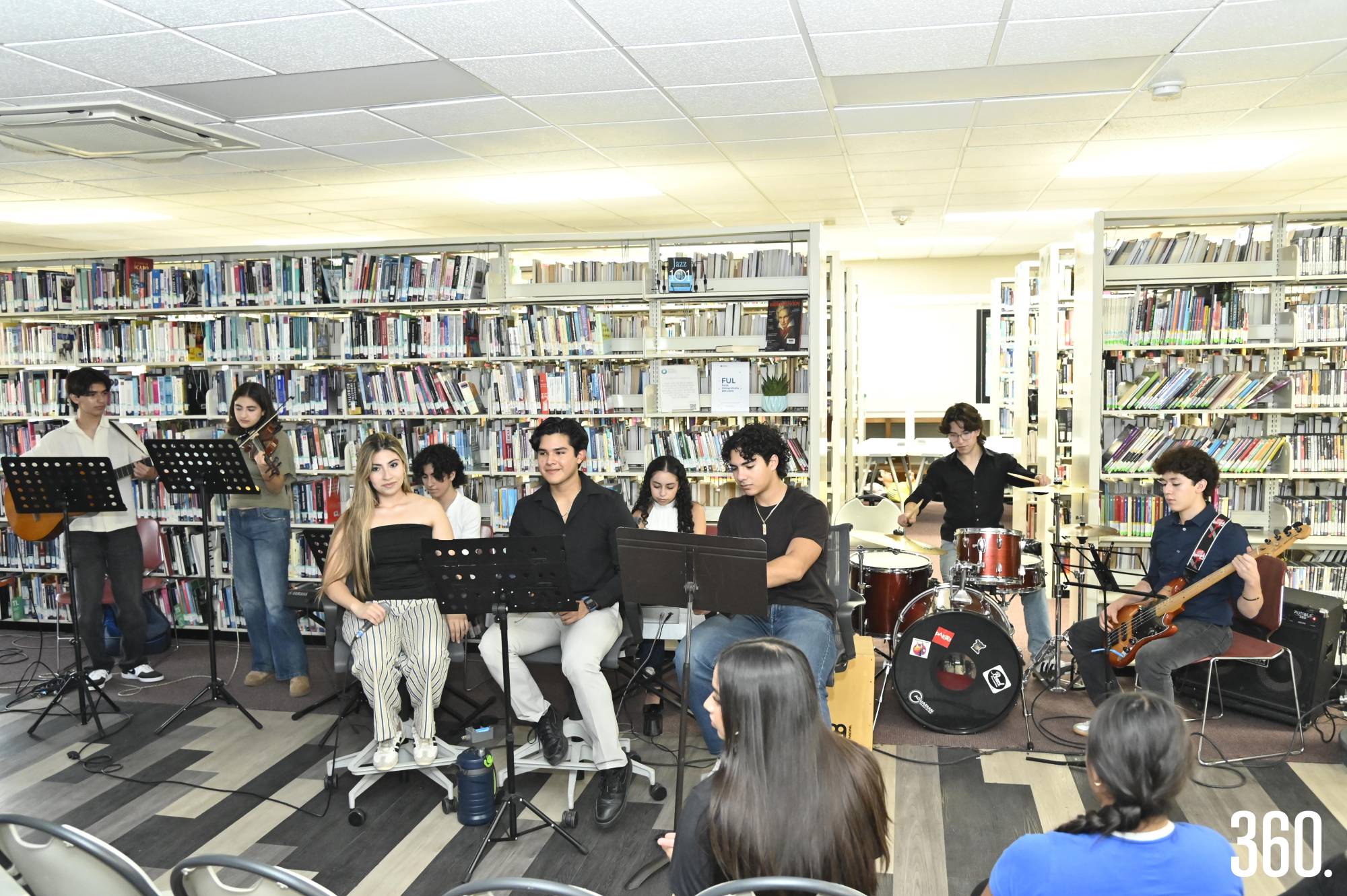 $!Concierto “Nuestra Tierra” presentado por el grupo estudiantil Soundstage.