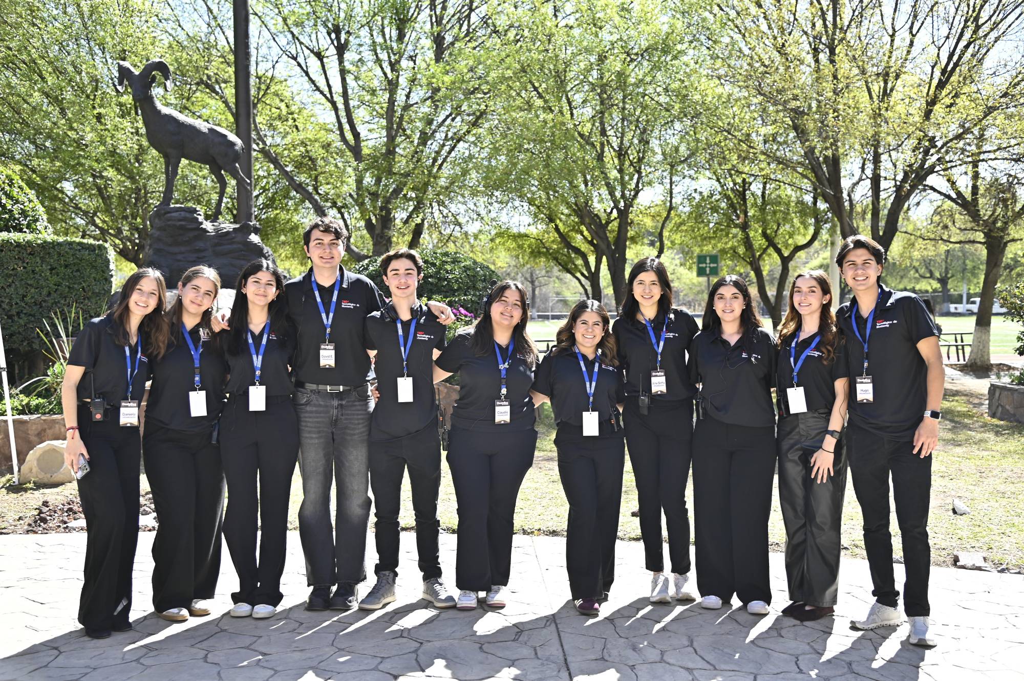 $!Parte del equipo de estudiantes organizadores del TEDx.