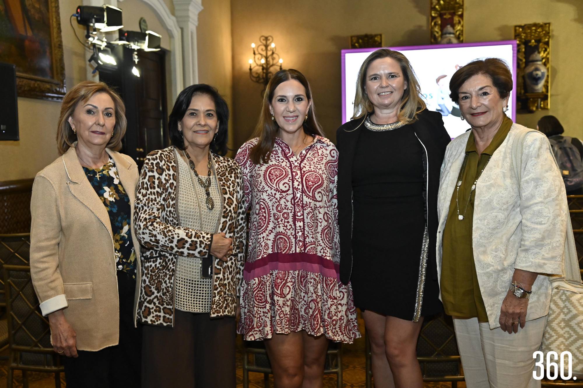 $!María Eugenia López, Bertha Verduzco, Trixia Valle, Ana Sofía Cabello y Lupita Villarreal.