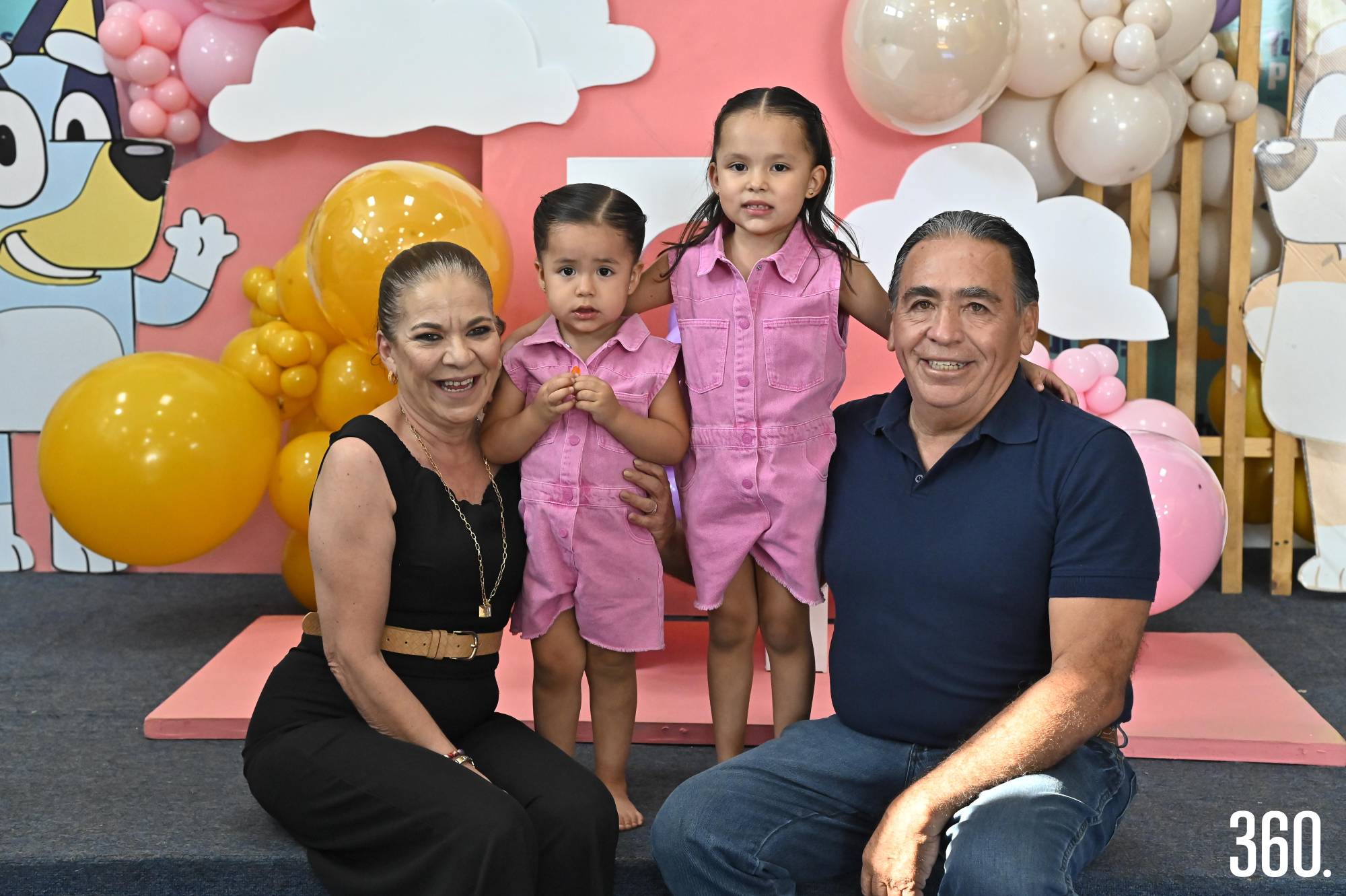 $!Ana Garza, Paula, Sofía y José Figueroa.