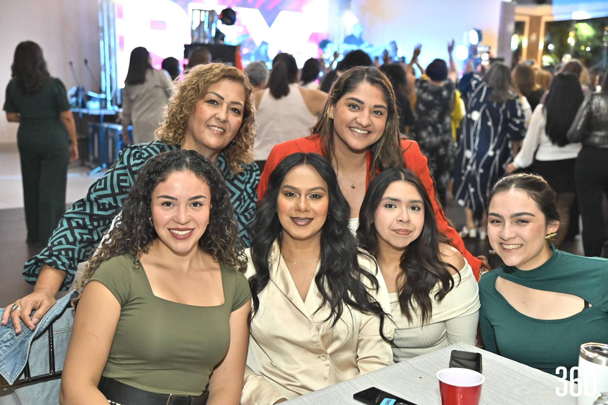 $!Patricia Collins, Diana Rendón, Lorena Gomez, Miriam Moreno, Gabriela Carrillo y Valeria Cepeda.