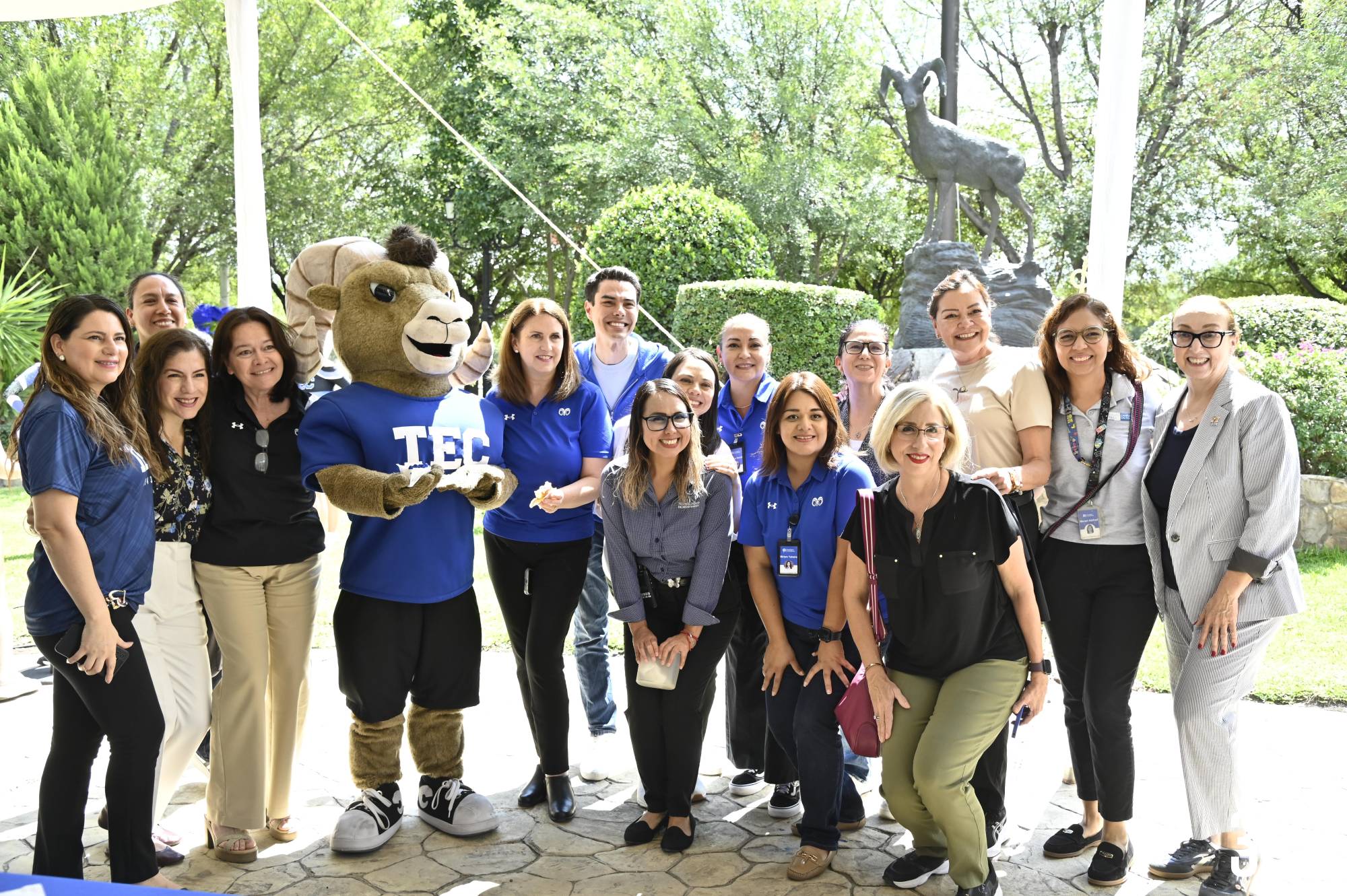 $!Directores y docentes del Tec de Monterrey.