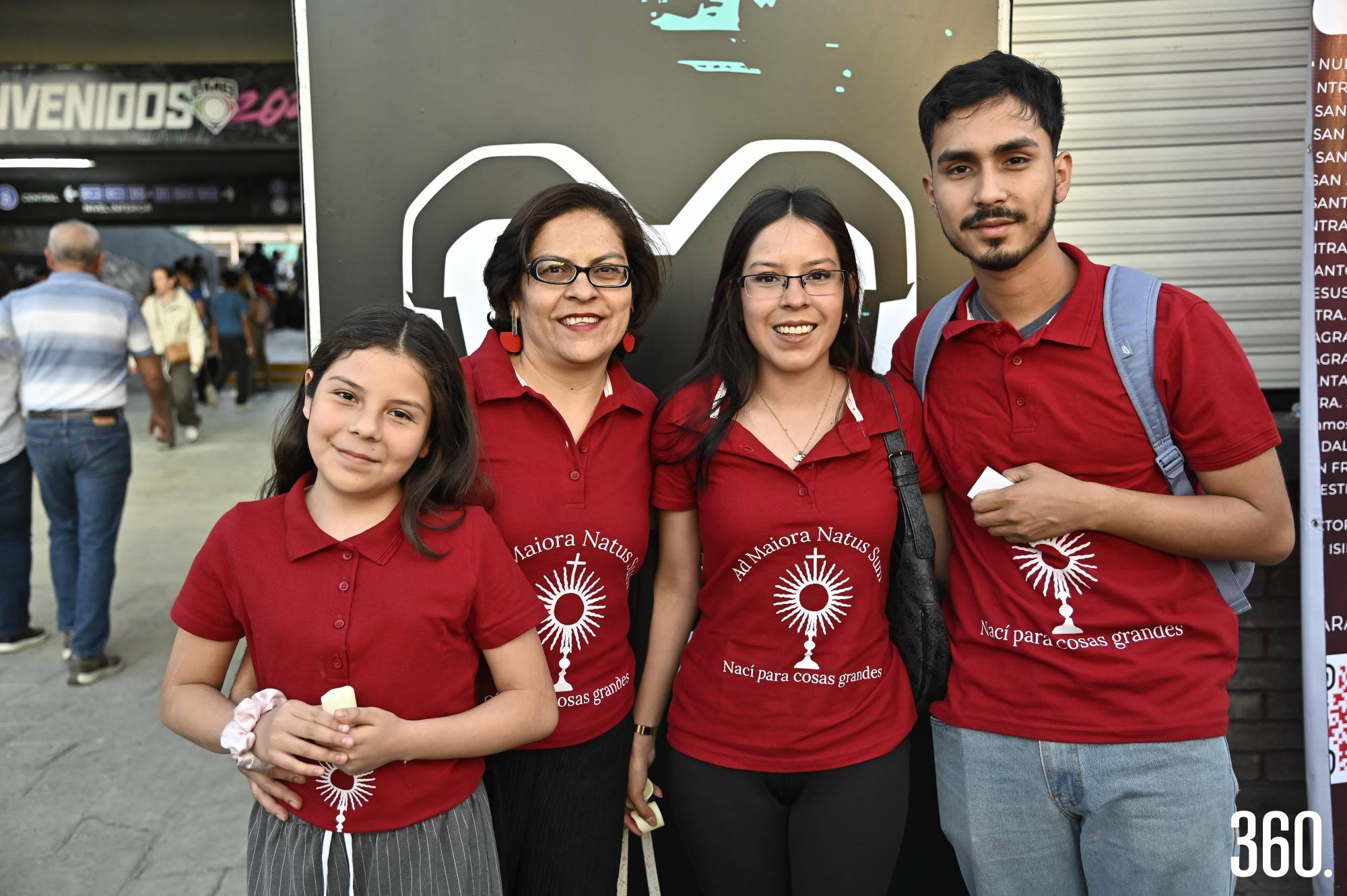 $!Sofía Isabel López, Fabiola Mendoza, Paloma Abigail López y Eduardo Meléndez.