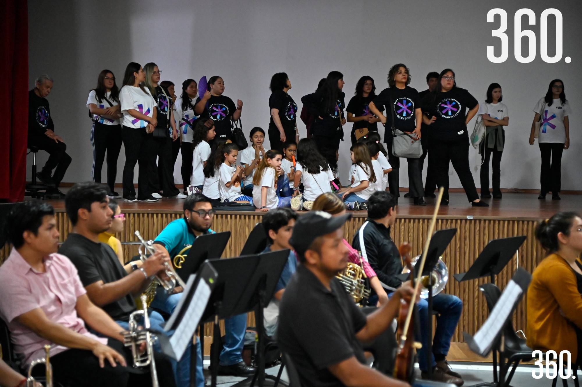 $!ALUMNAS DEL CORO VIVIR PARTICIPAN EN EL CONCIERTO ‘LA BOHÈME’