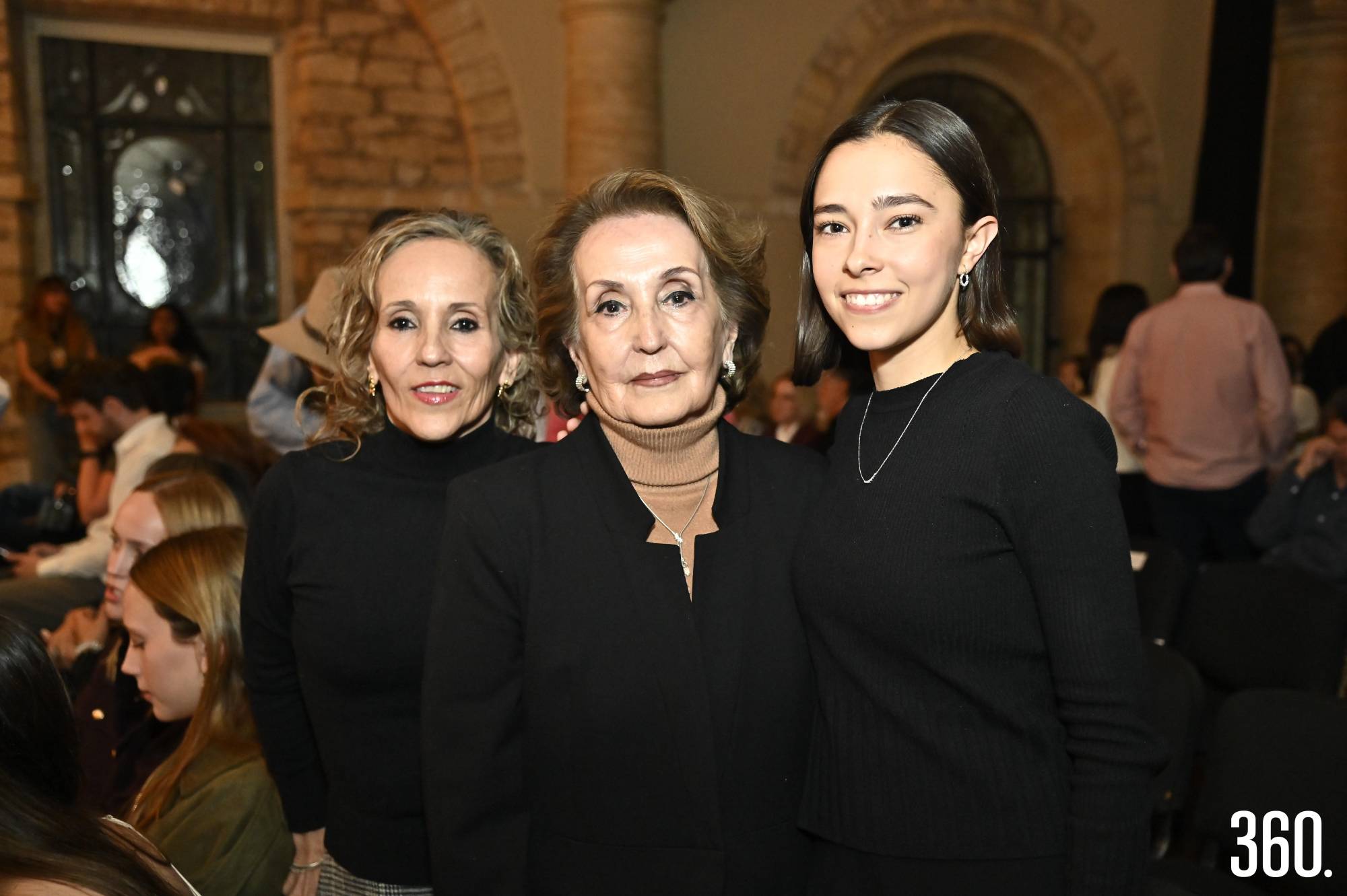 $!María Eugenia Strozzi, María Eugenia Guerra de Strozzi e Isabel Recio.