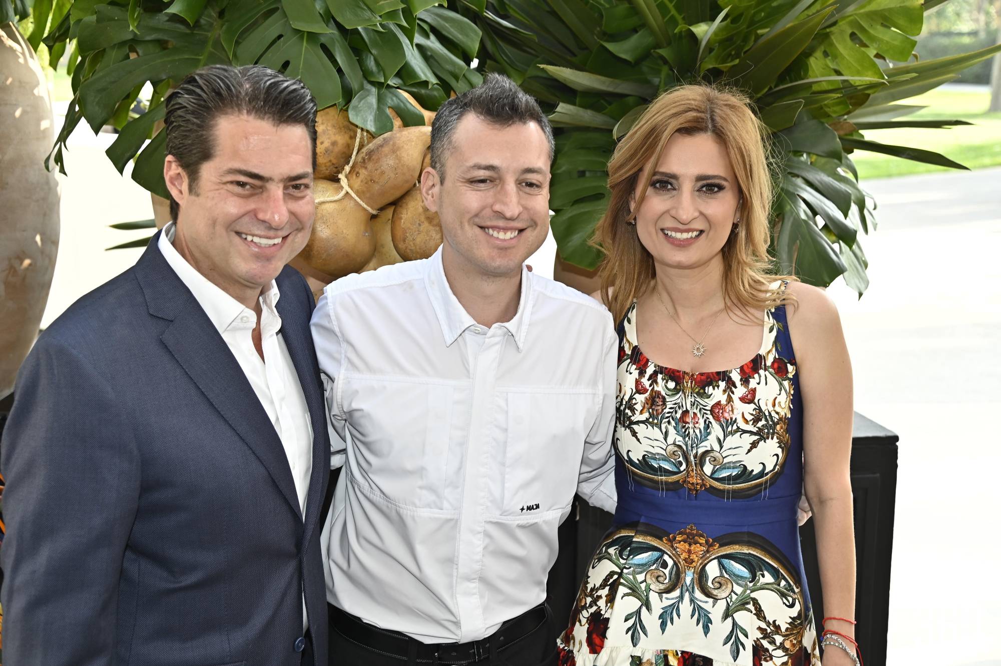 $!Enrique Martínez, Luis Donaldo Colosio Riojas y Lilia Hiarmes.