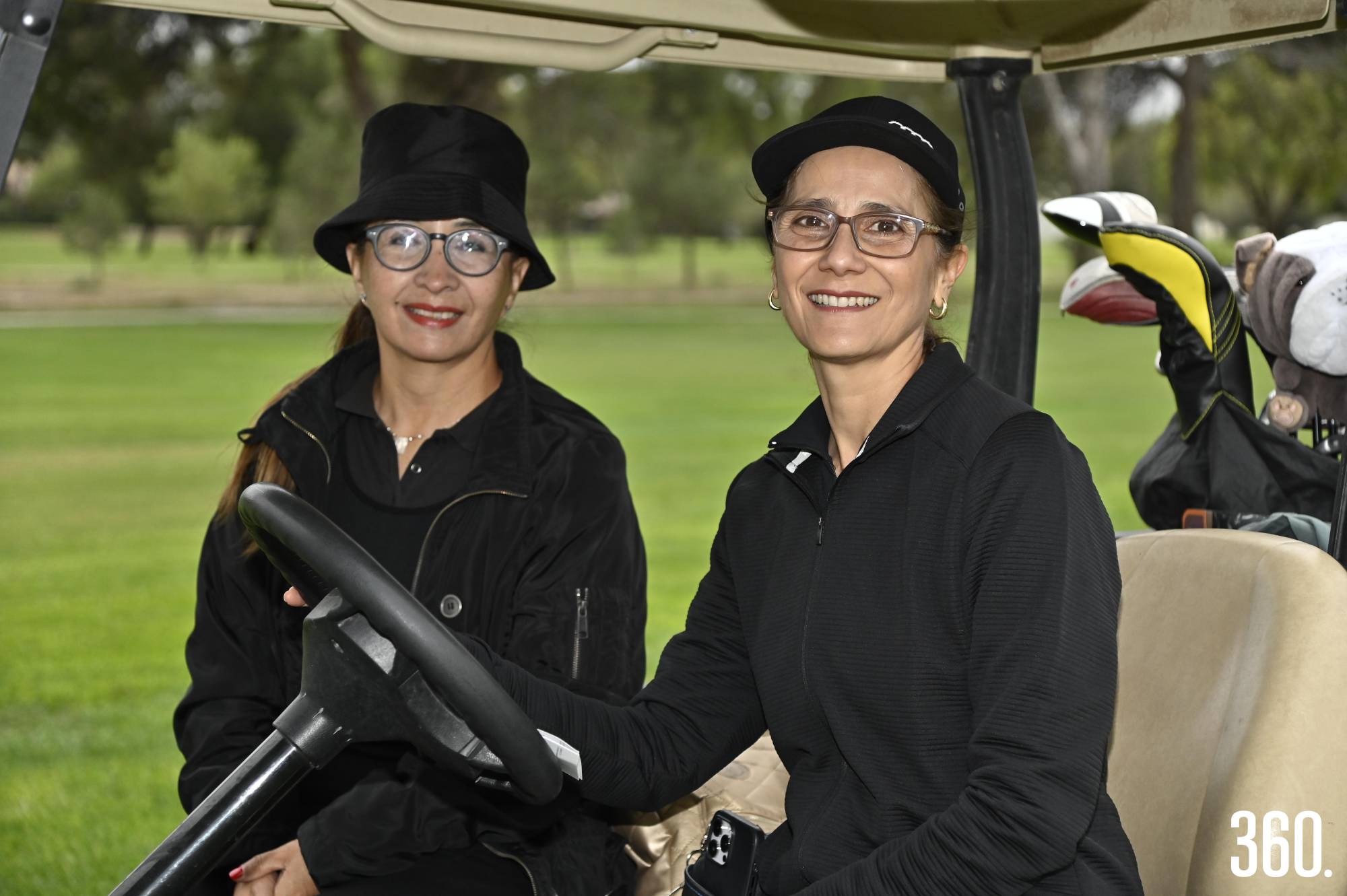 $!Magaly Charles y Herminia García.