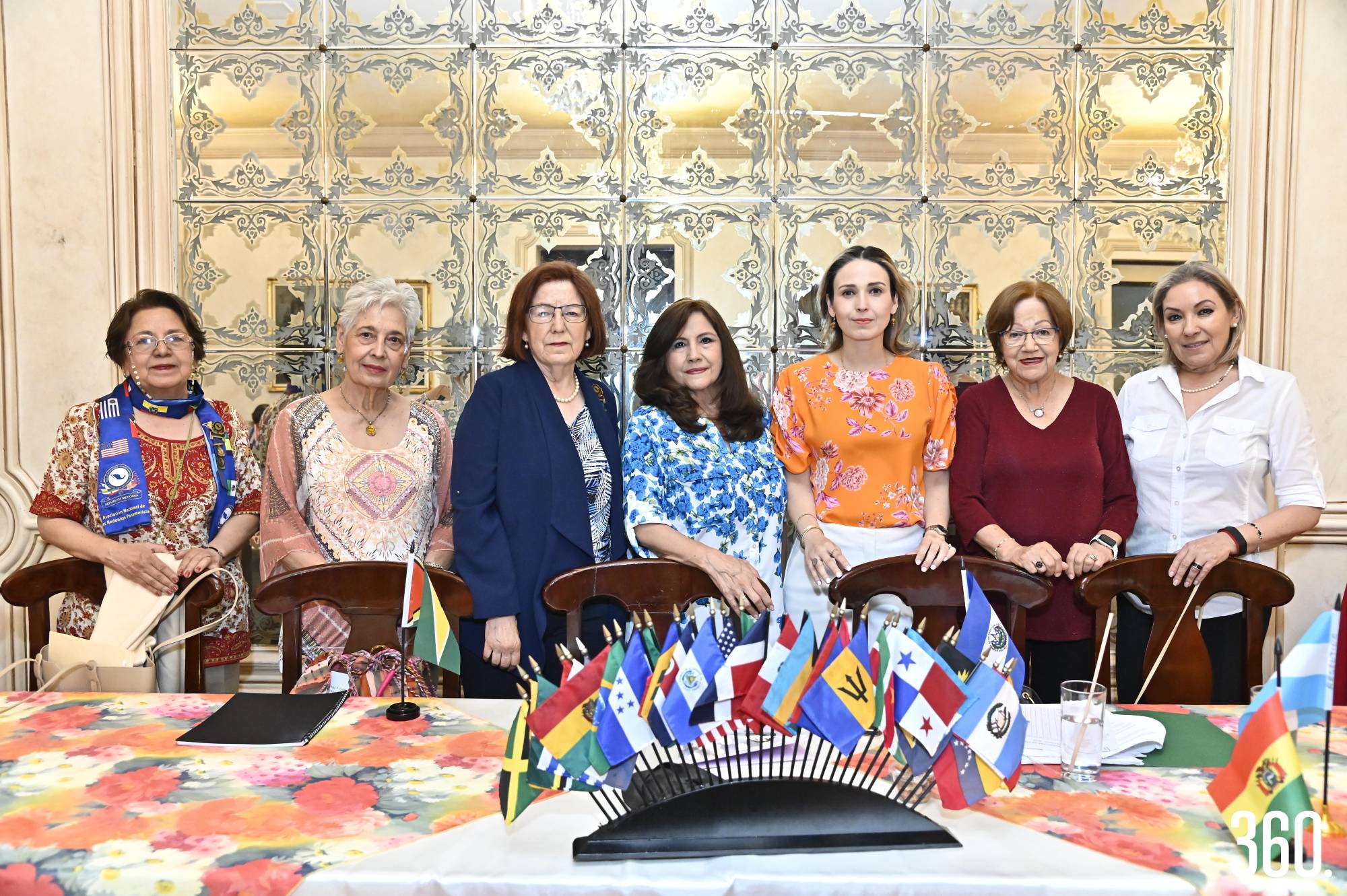 $!Elsa Valdez Castro, Rosy Guajardo, Angélica Zertuche de Candelas, Dalia Rodríguez de Rodríguez, Marcela Arizpe de Musa, Maisi Ramos de Gomez y Tere Rodríguez de Colunga.
