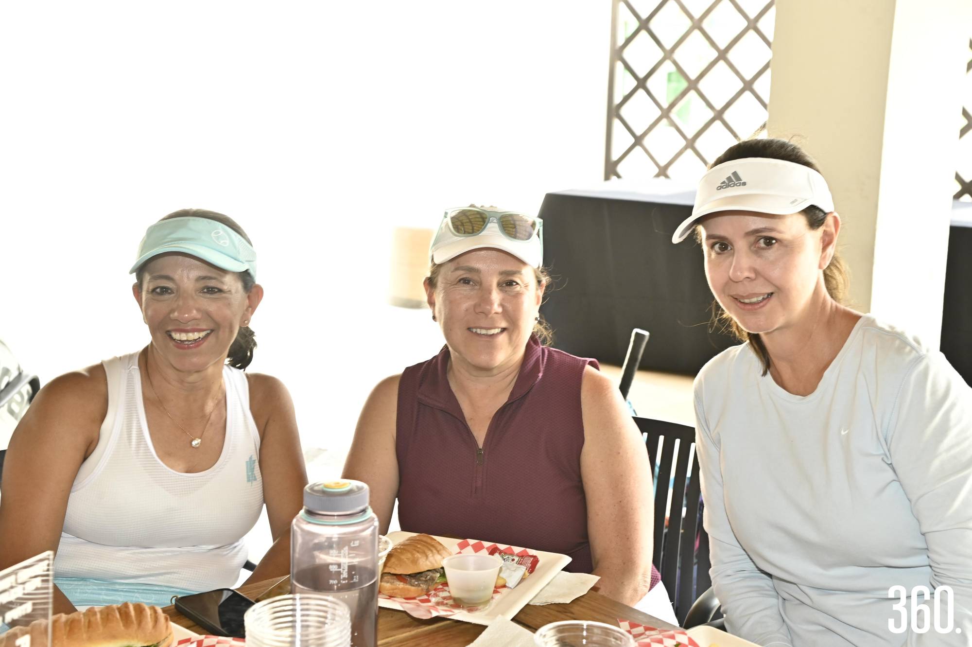 $!Marisa Martínez, Maggie Balderas y Rosario Garza.
