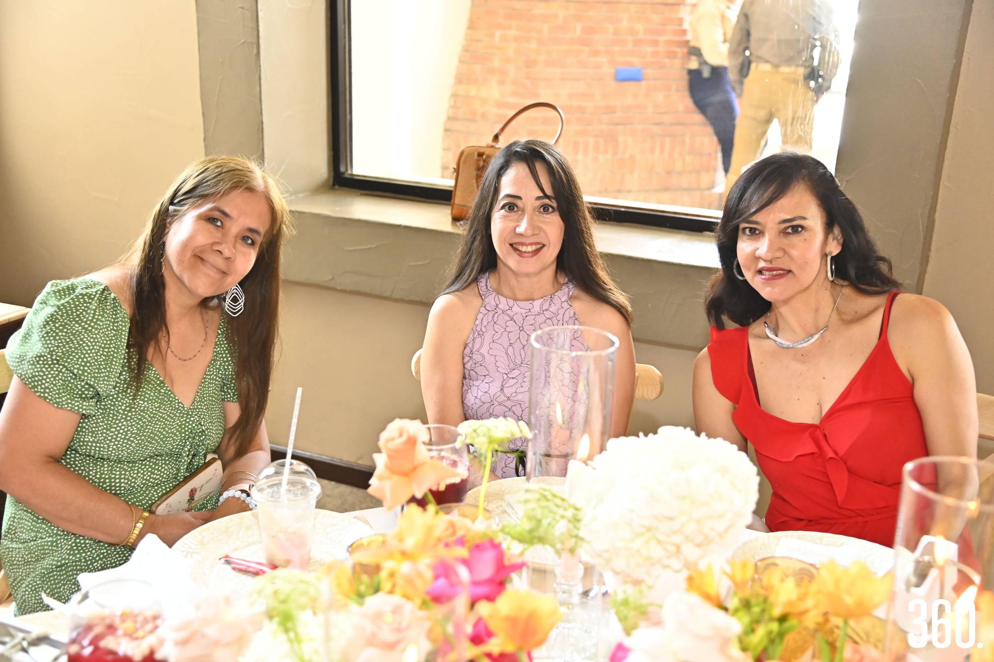 $!Esther Gutiérrez, Mireya Esquivel y Perla Limón.