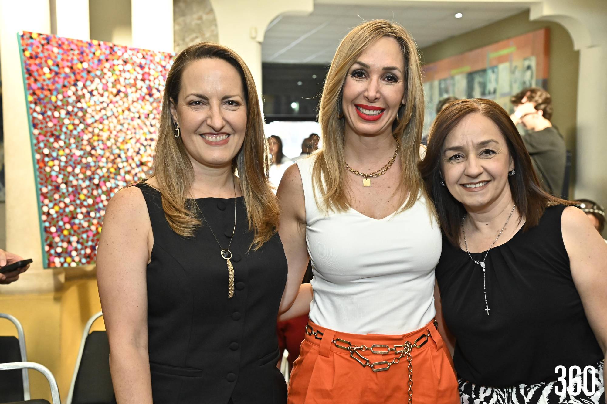 $!Vicky Viesca, Mónica Ribé e Ileana Rodríguez.