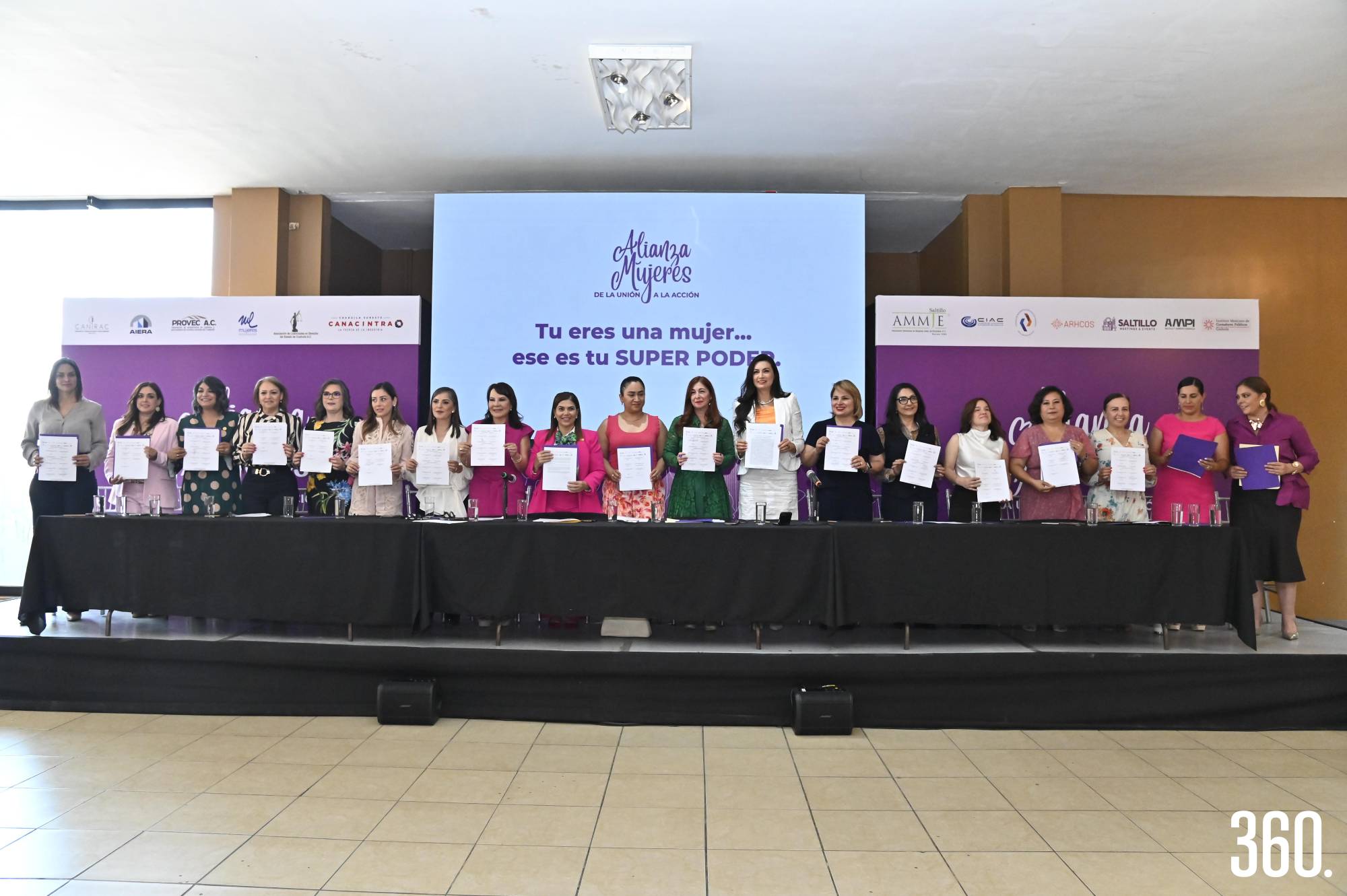 $!A través de la alianza, se generarán periódicamente programas y acciones para que más mujeres se desarrollen en el campo empresarial.