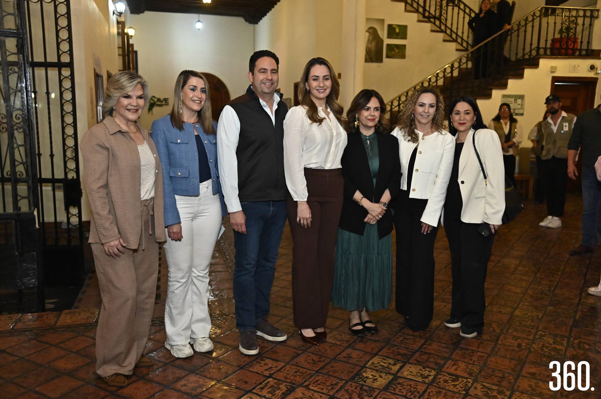 $!Lety Rodarte, Lidia González, Javier Díaz, Luly López, Hilda Flores, Sofía Strozzi y Maru García.