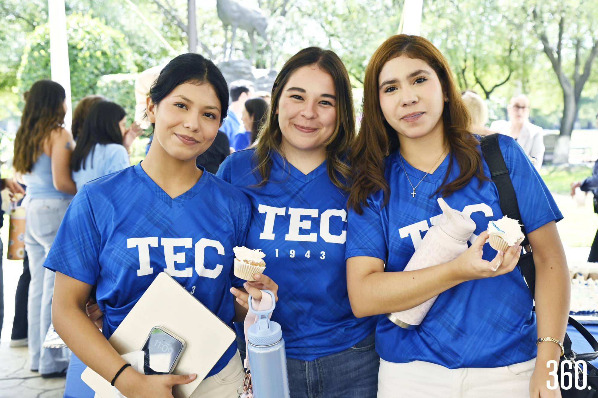 $!Daniela Sofía Delabra, Ana Cecilia Valencia y Brenda Estefanía Maltos.