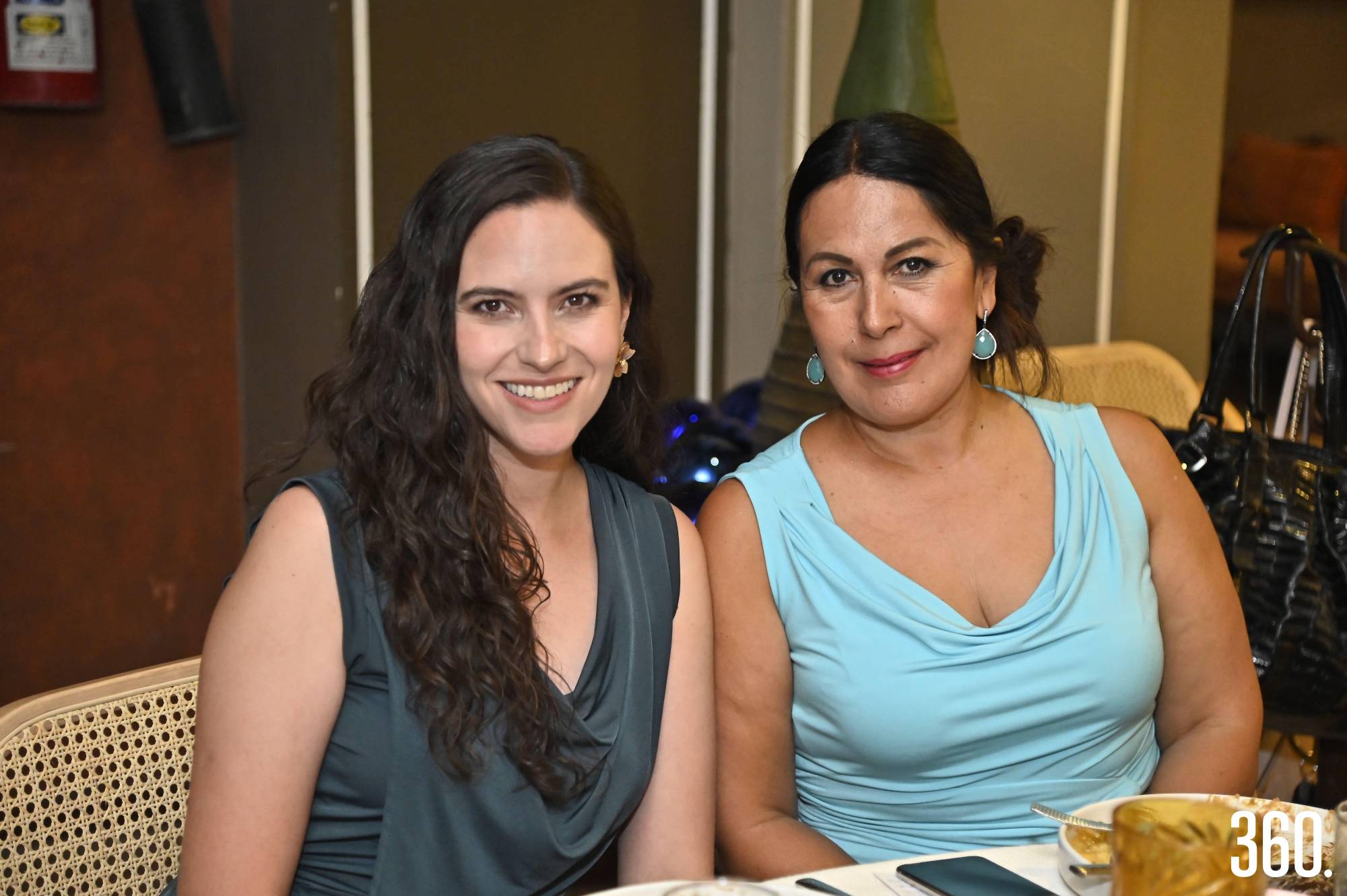 $!Ana Sofía Santacruz y Lidia Torres.
