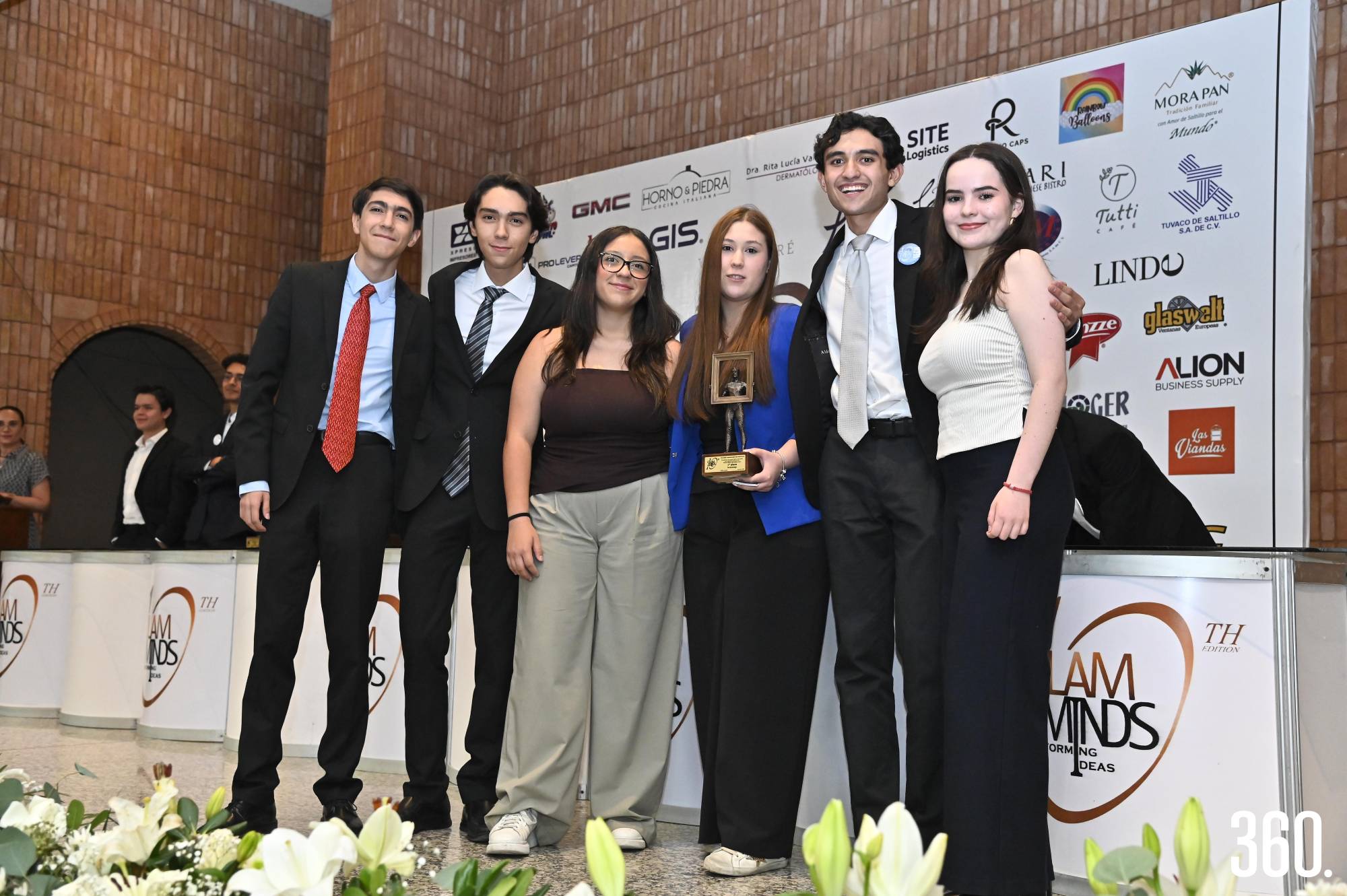 $!Equipo ganador de la categoría Technology Industry, Coolwax Team 11.