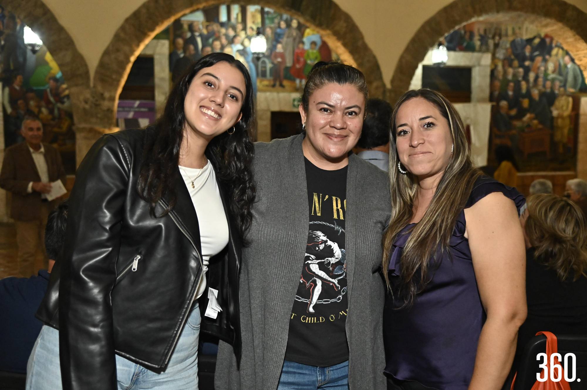 $!Victoria Flores, Verónica Sánchez y Marisol Romero.