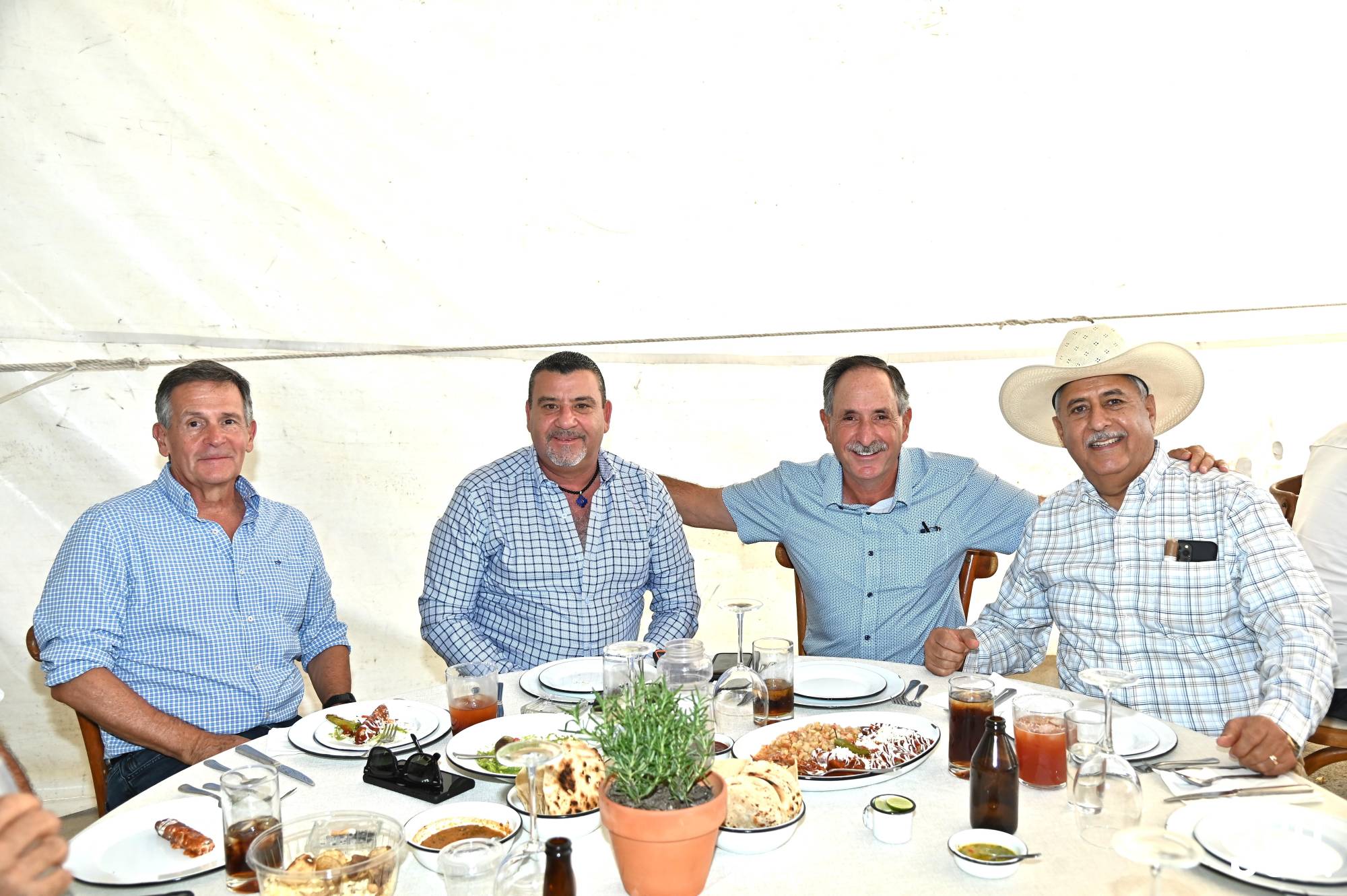 $!Manuel González, Miguel Pepi, Bernardo López y Gustavo Dávila.