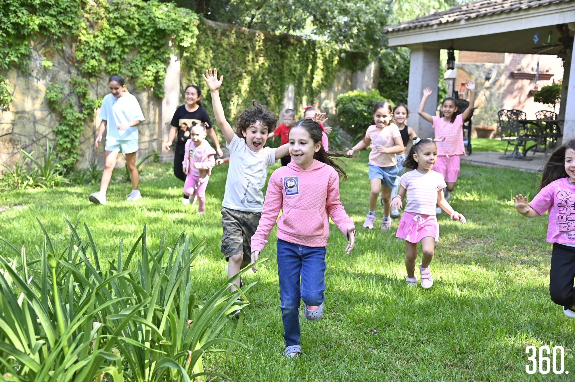 $!Los niños se la pasaron increíble en el jardín.