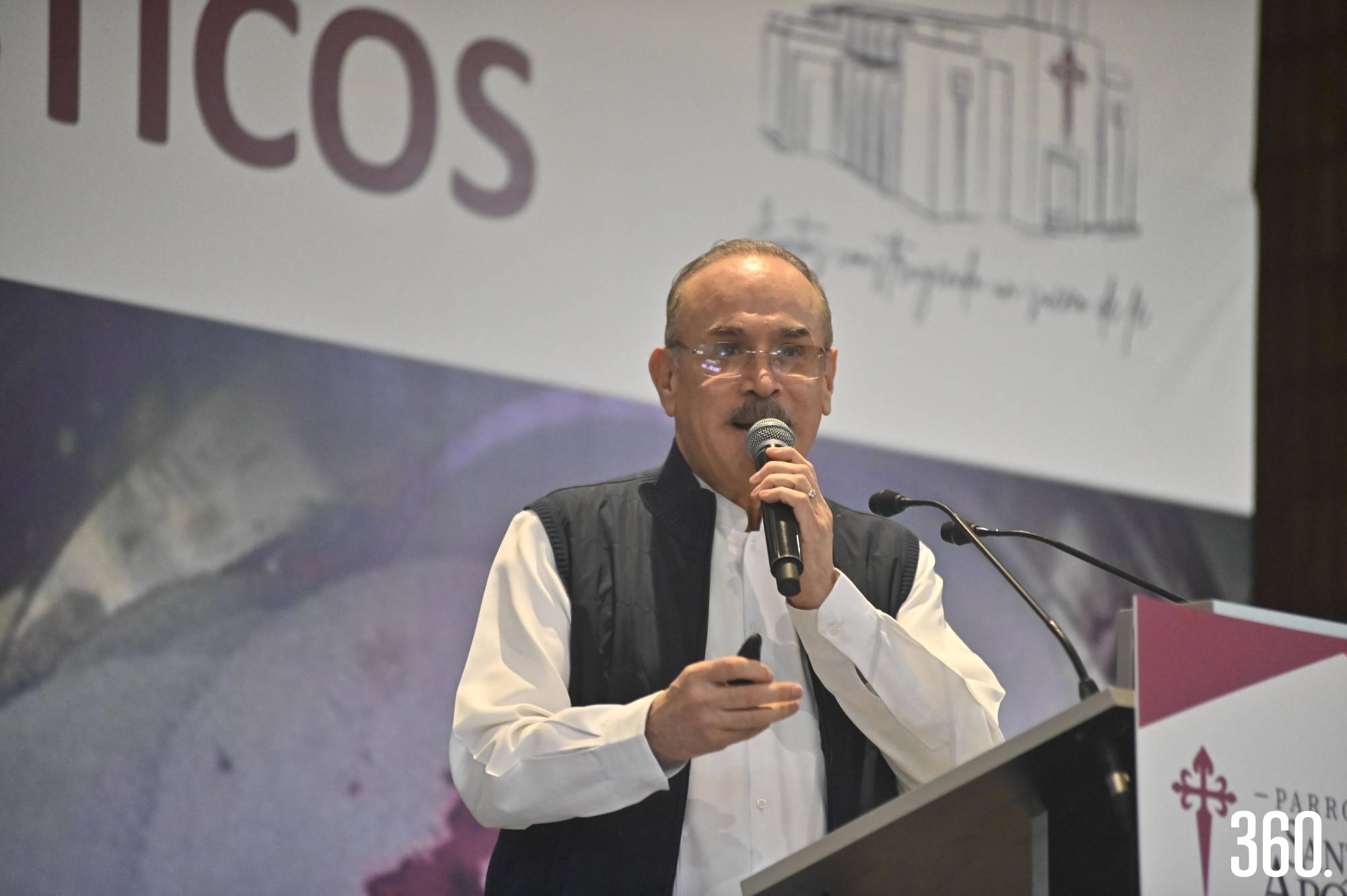 $!Dr. Ricardo Castañón.