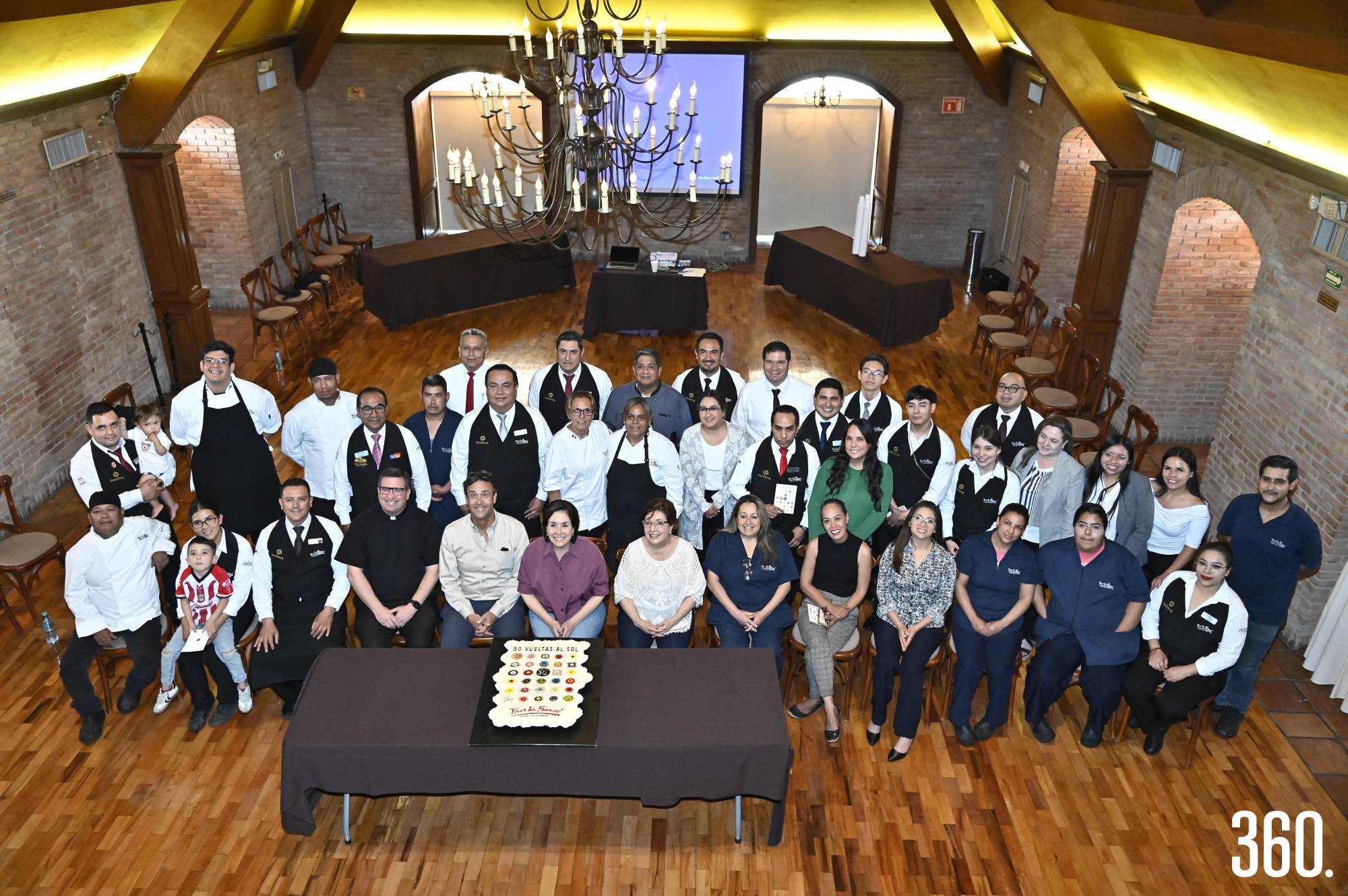 $!Equipo Pour La France.