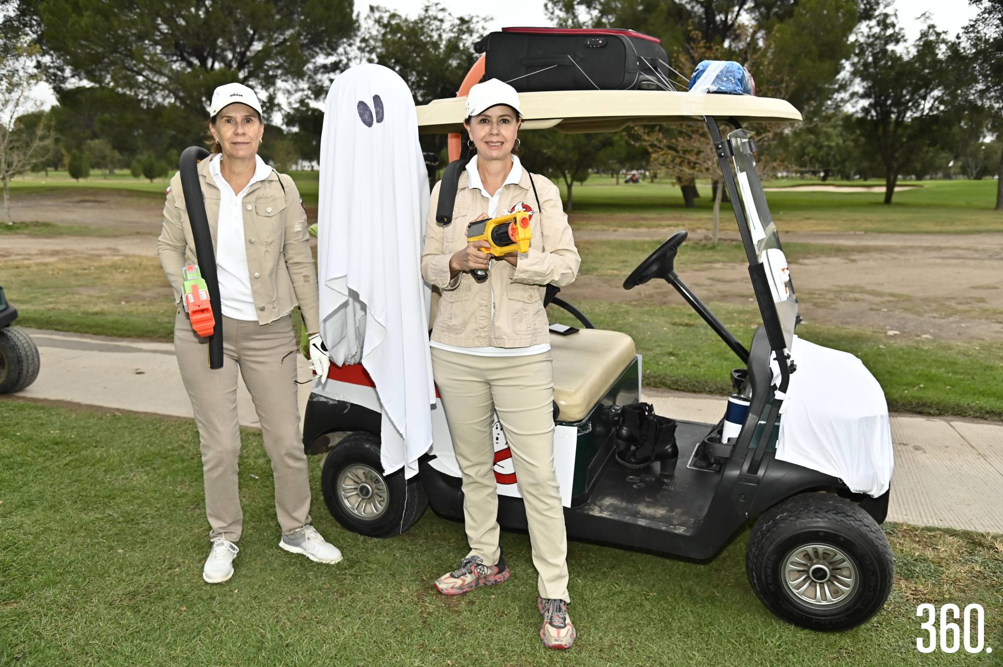 $!Rosa María Flores y Rosario Garza.