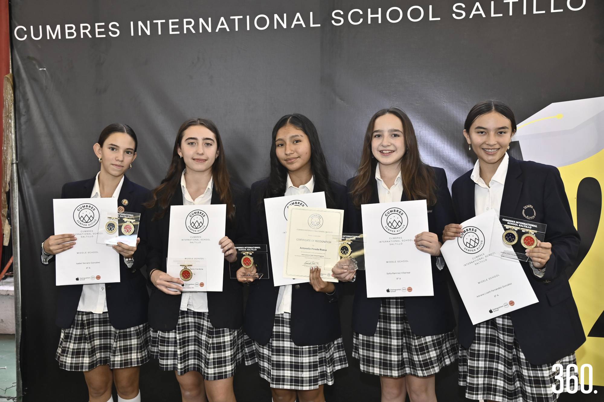 $!Isabel Serrano, Elena Recio, Antonella Pineda, Sofía Ramírez y Adriana Lizeth Fernández.