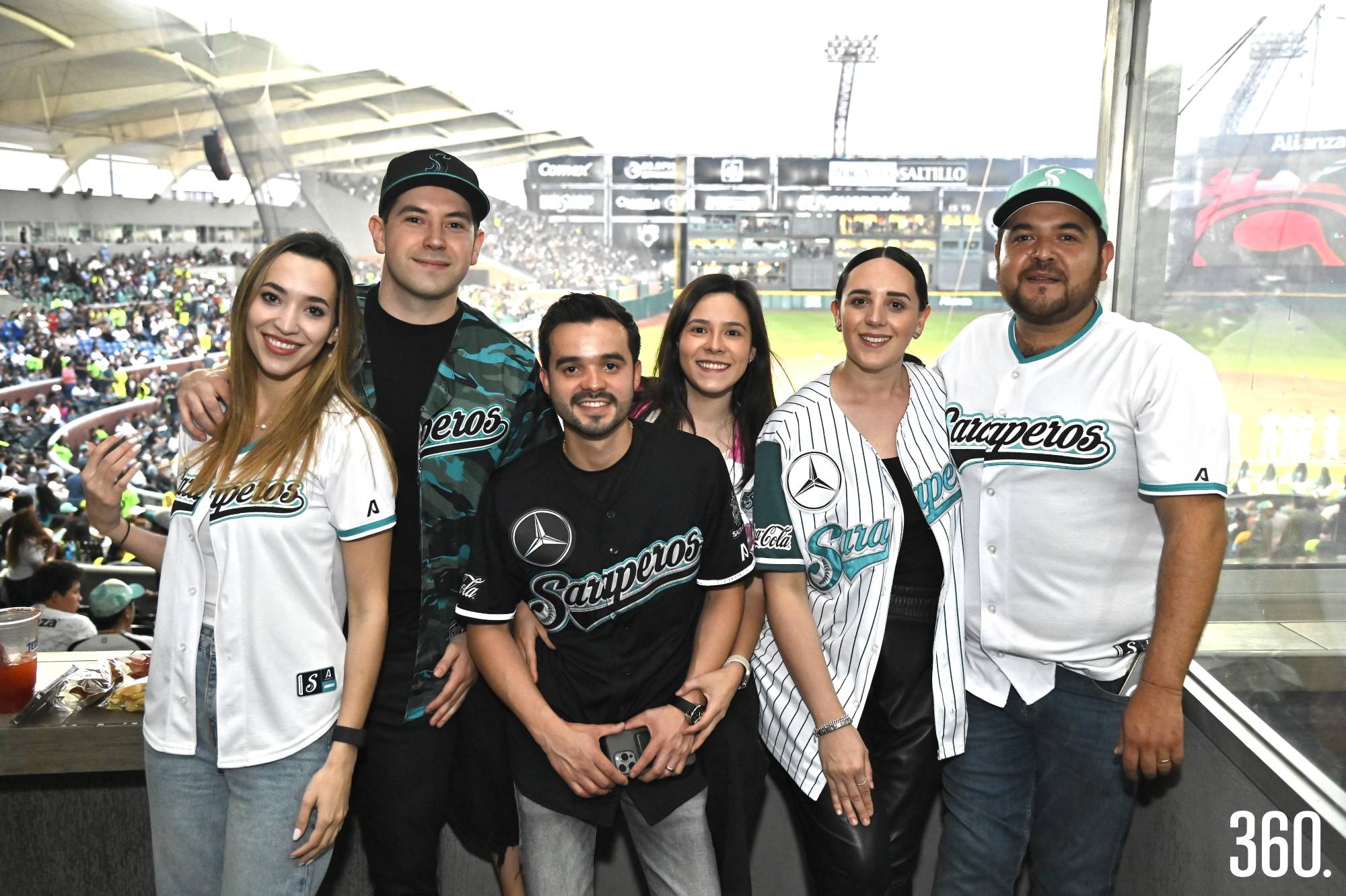 $!Natalia Oyervides, Cristian Martínez, Juan Carlos Infante, Lorena Martínez, Paola Pepi y José Martínez.