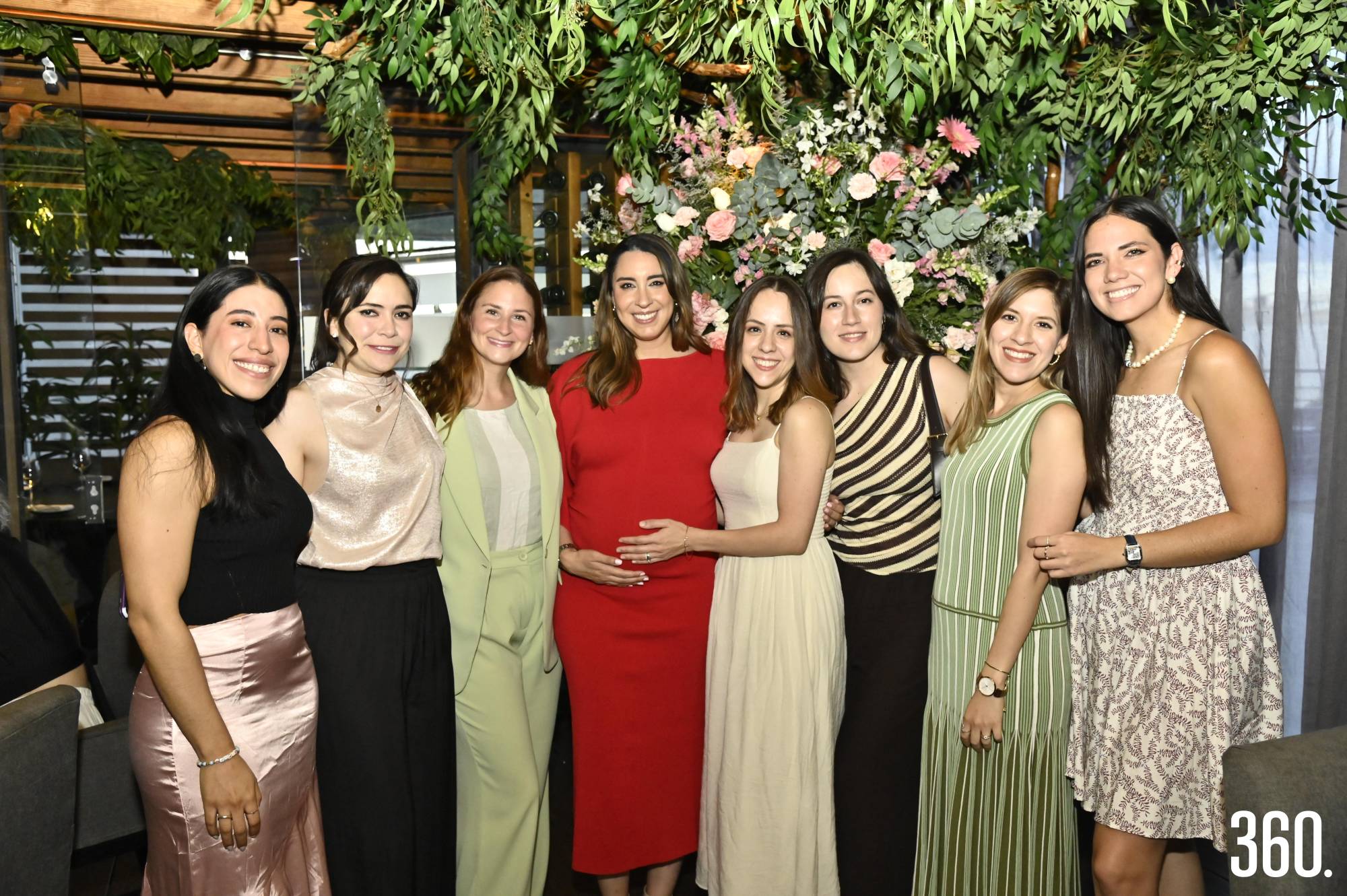 $!Anabel con sus amigas.