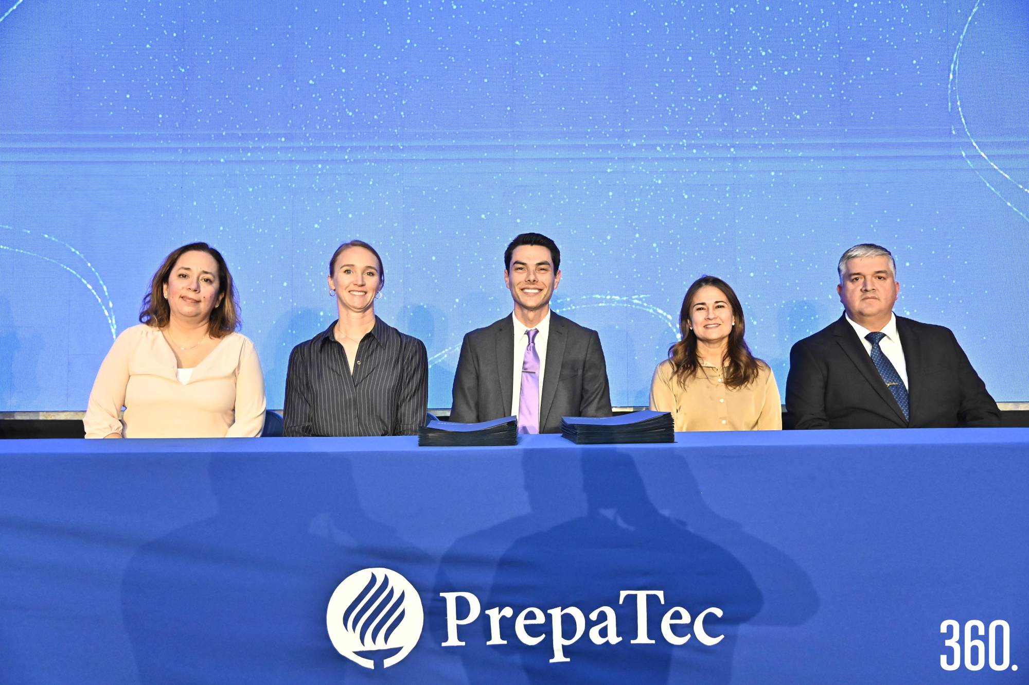 $!Mónica Maluy, Alice Fournier, Adrián González, Karina Medrano y Gerardo Alvarado.